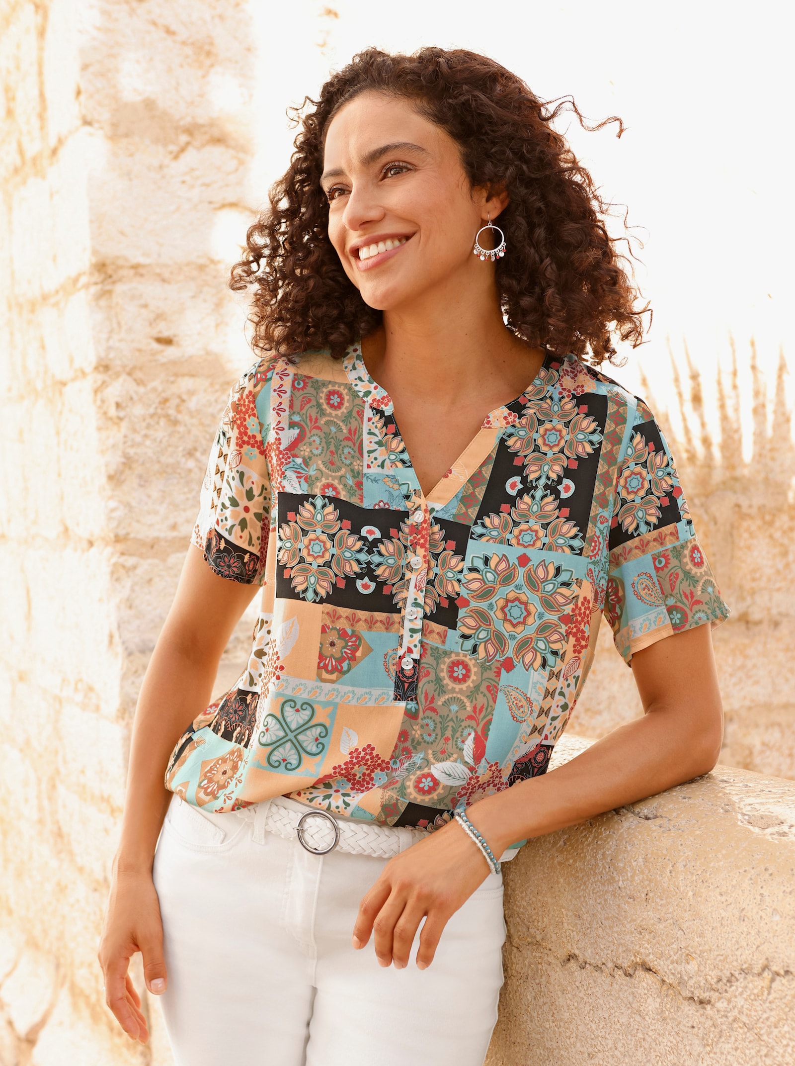 Kurzarm-Bluse in Patch-Optik - mint-apricot-bedruckt