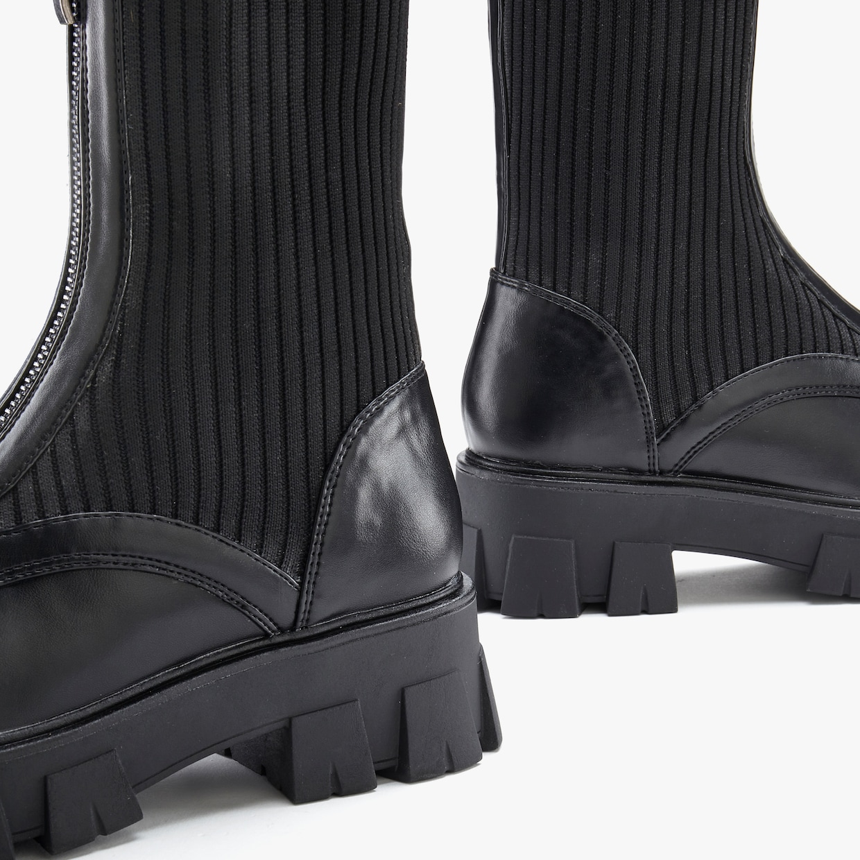 LASCANA Bottes à glissière - noir