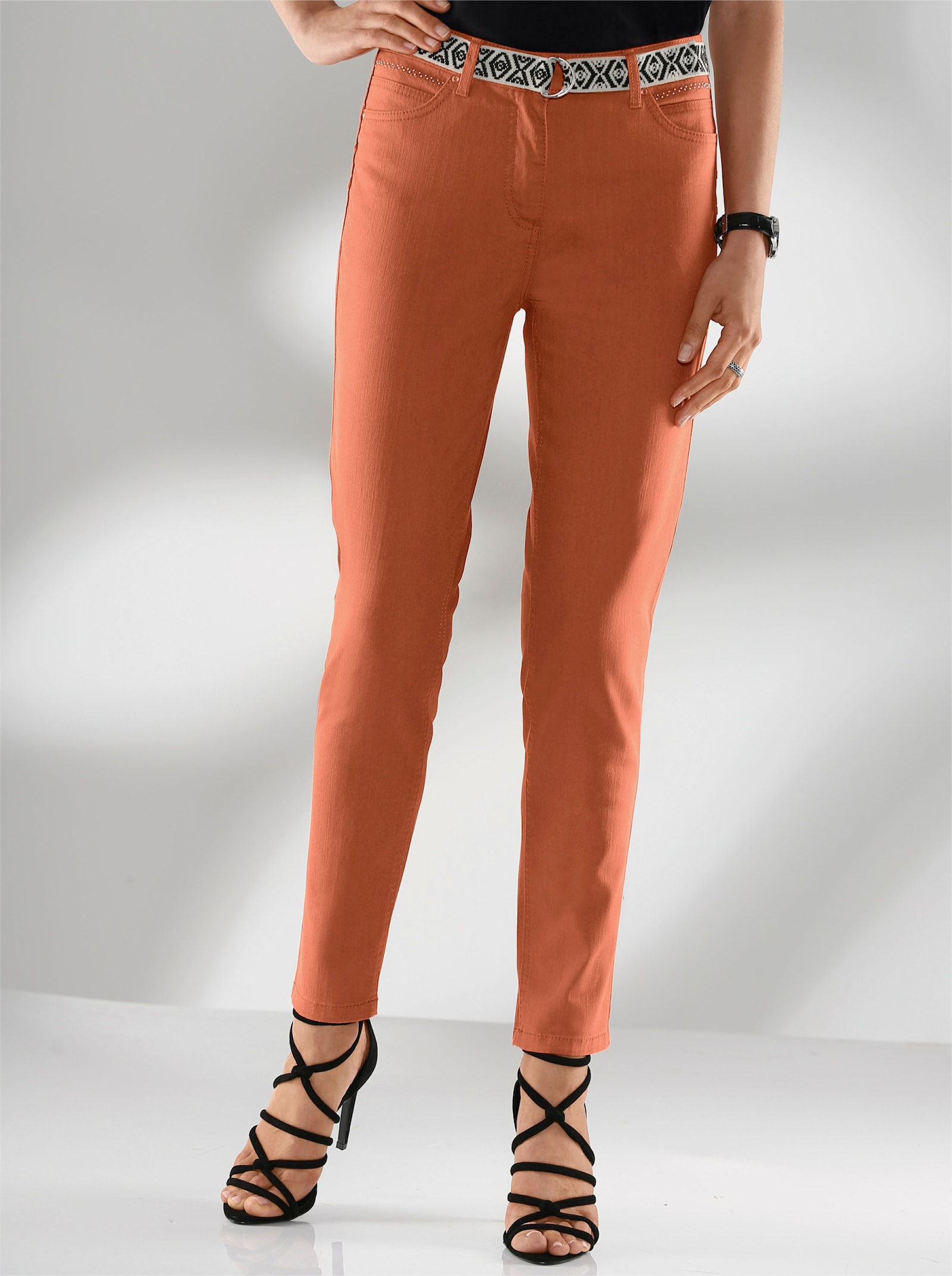 7/8-jeans inclusief ceintuur - terracotta