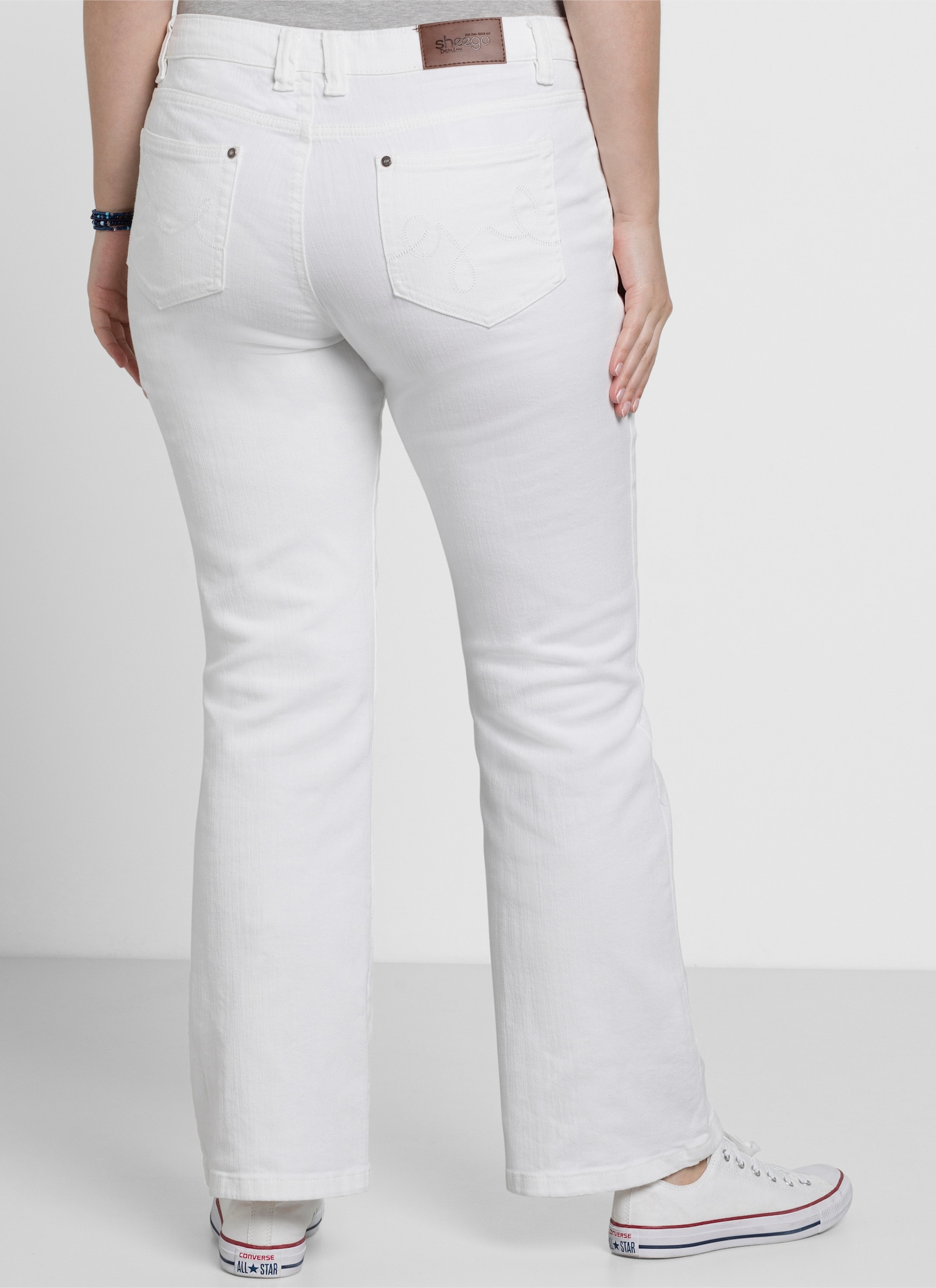 sheego Bootcut-Jeans mit Used-Effekten - white denim