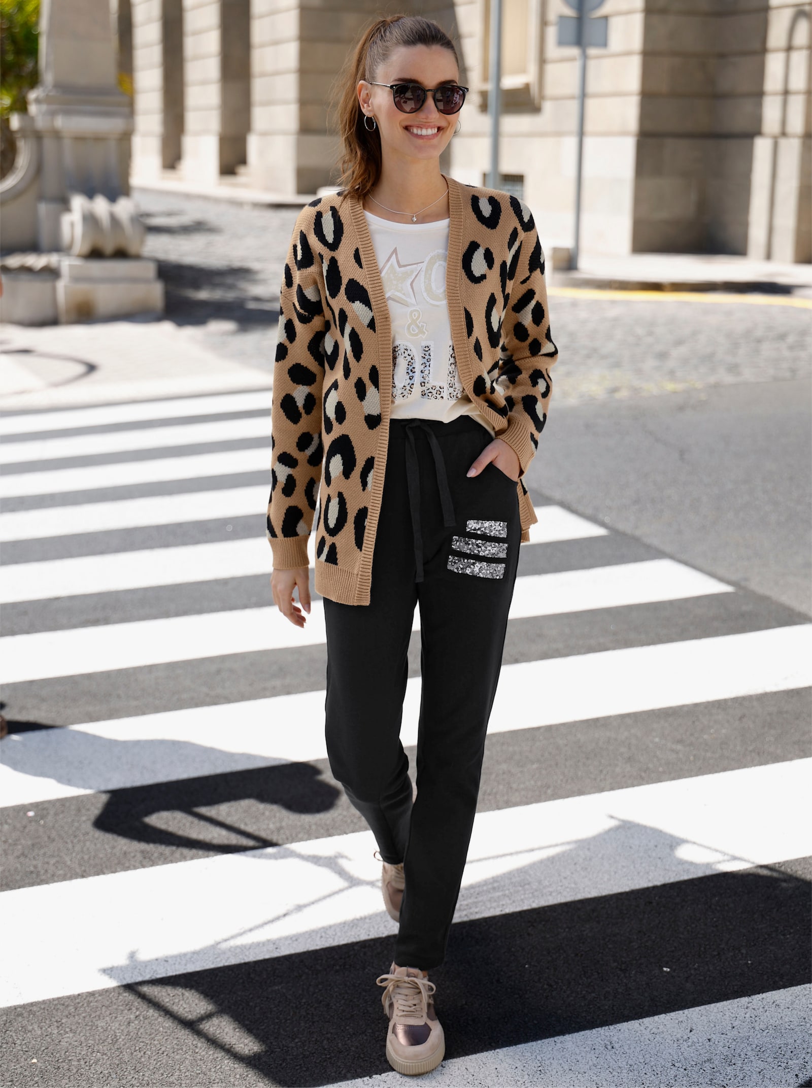 Sweathose mit Pailletten - schwarz