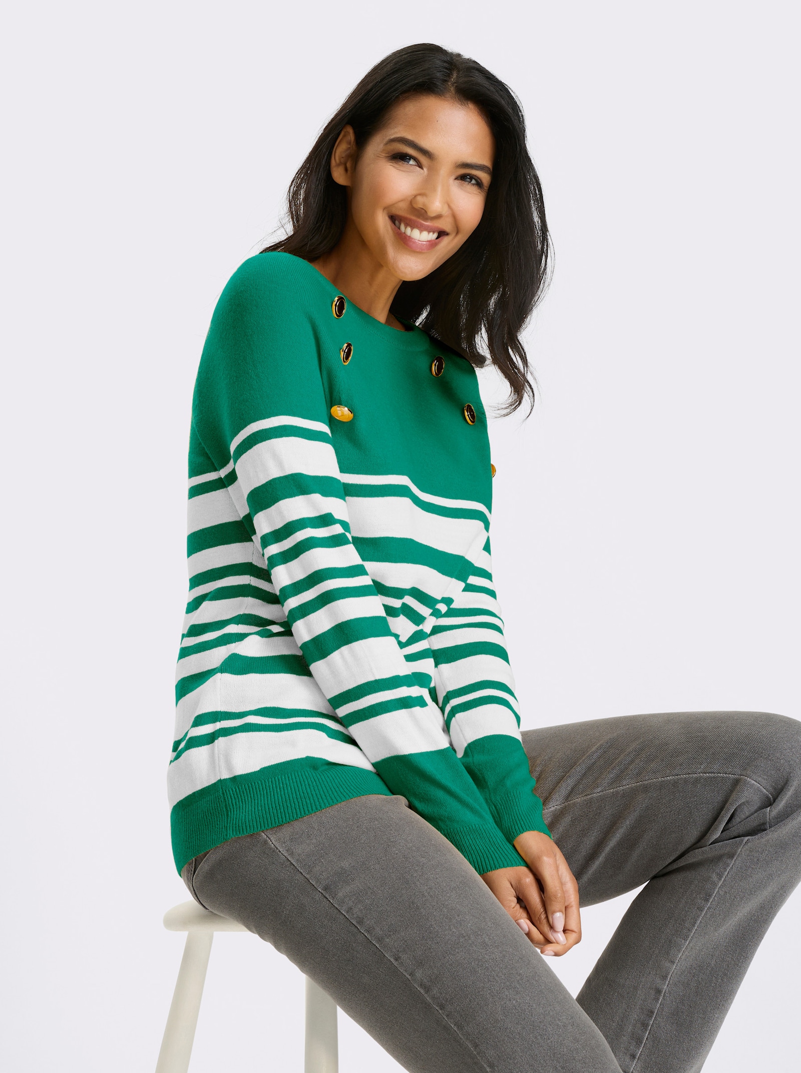 Langarm-Pullover mit goldfarbenen Knöpfen - grün-weiß-geringelt