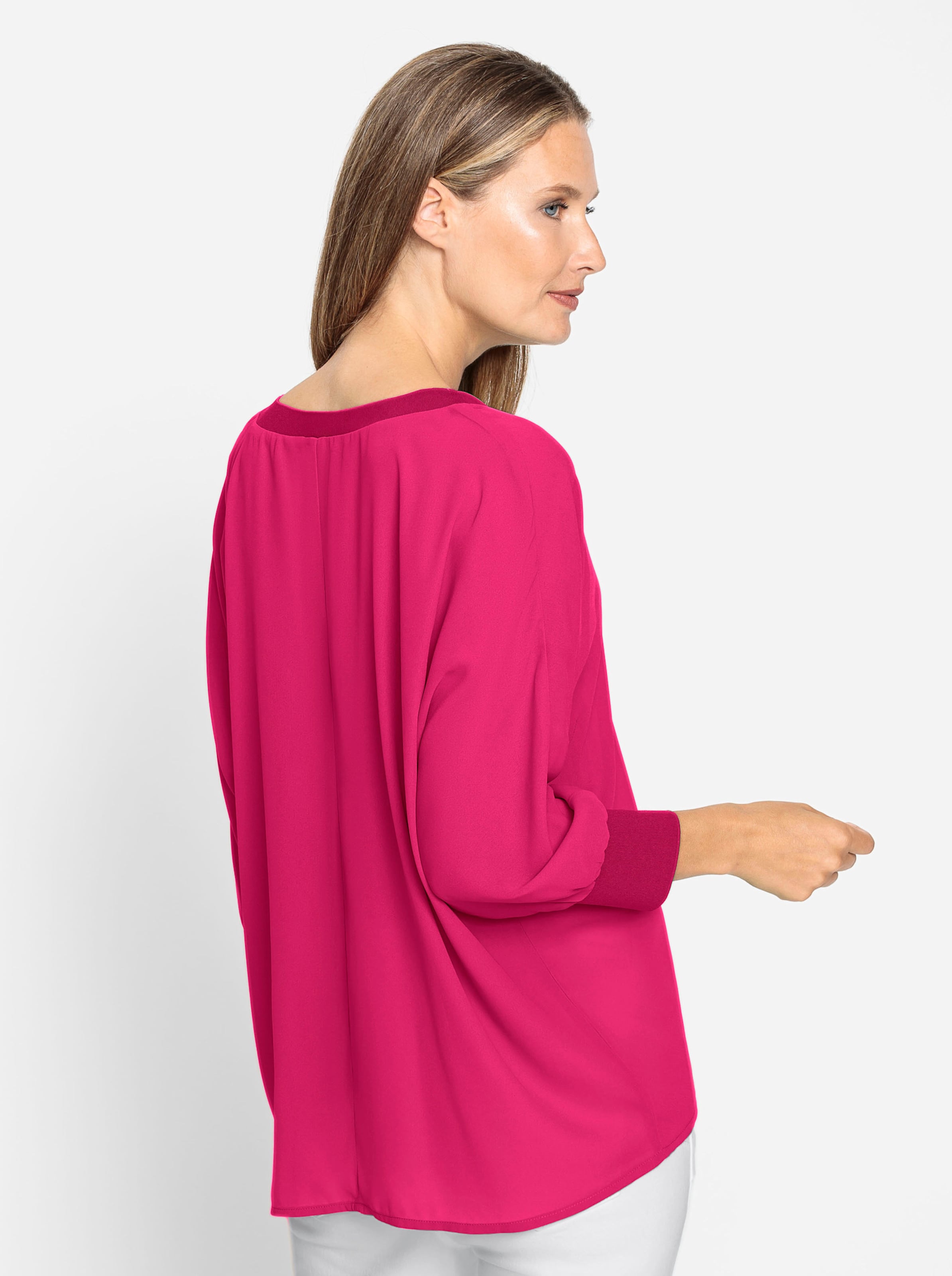 Moderner günstig Kaufen-Bluse in pink von heine. Bluse in pink von heine <![CDATA[Bluse Lässig geschnittener Style in leicht transparenter Crêpe-Qualität. Moderner V-Ausschnitt mit breiten Bündchen. Fledermaus-Ärmel mit Ripp-Optik am Abschluss.]]>. 