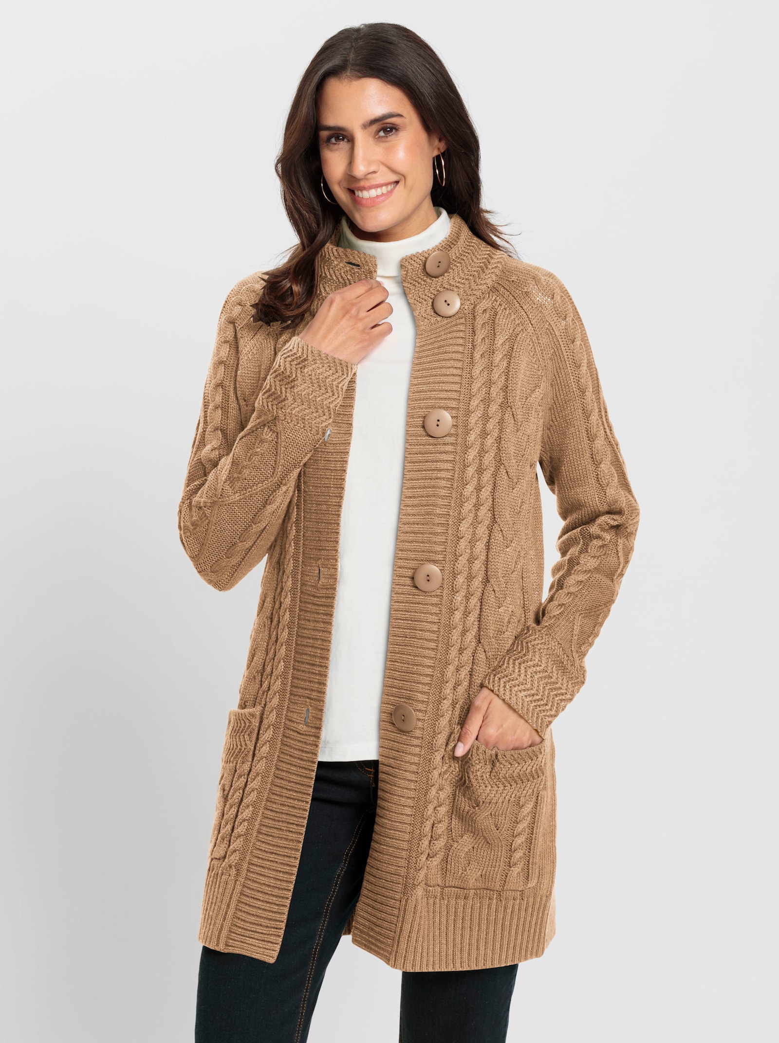 Longstrickjacke mit Einstrickmuster - camel