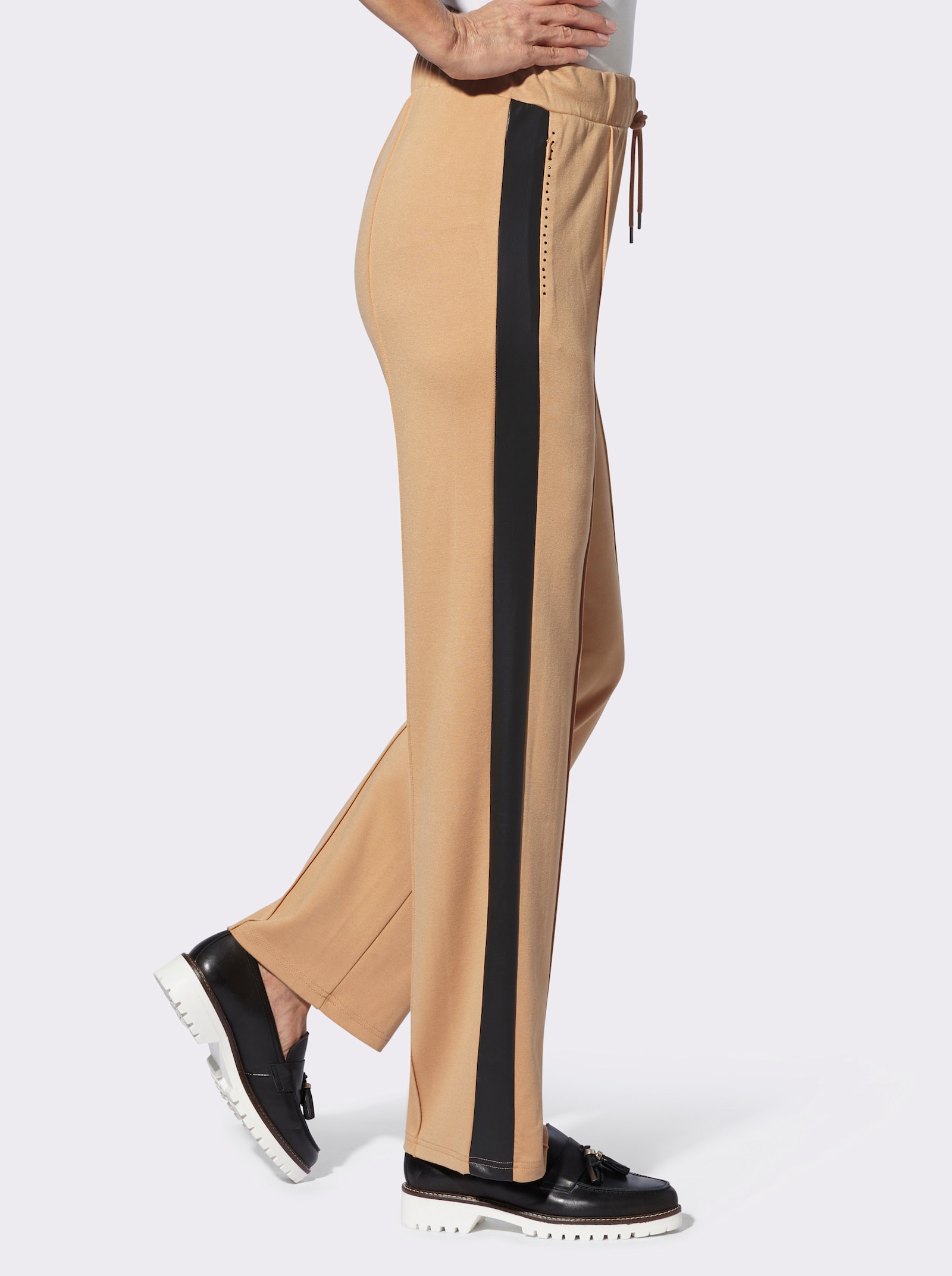 Comfortbroek met strepen in leerlook - camel