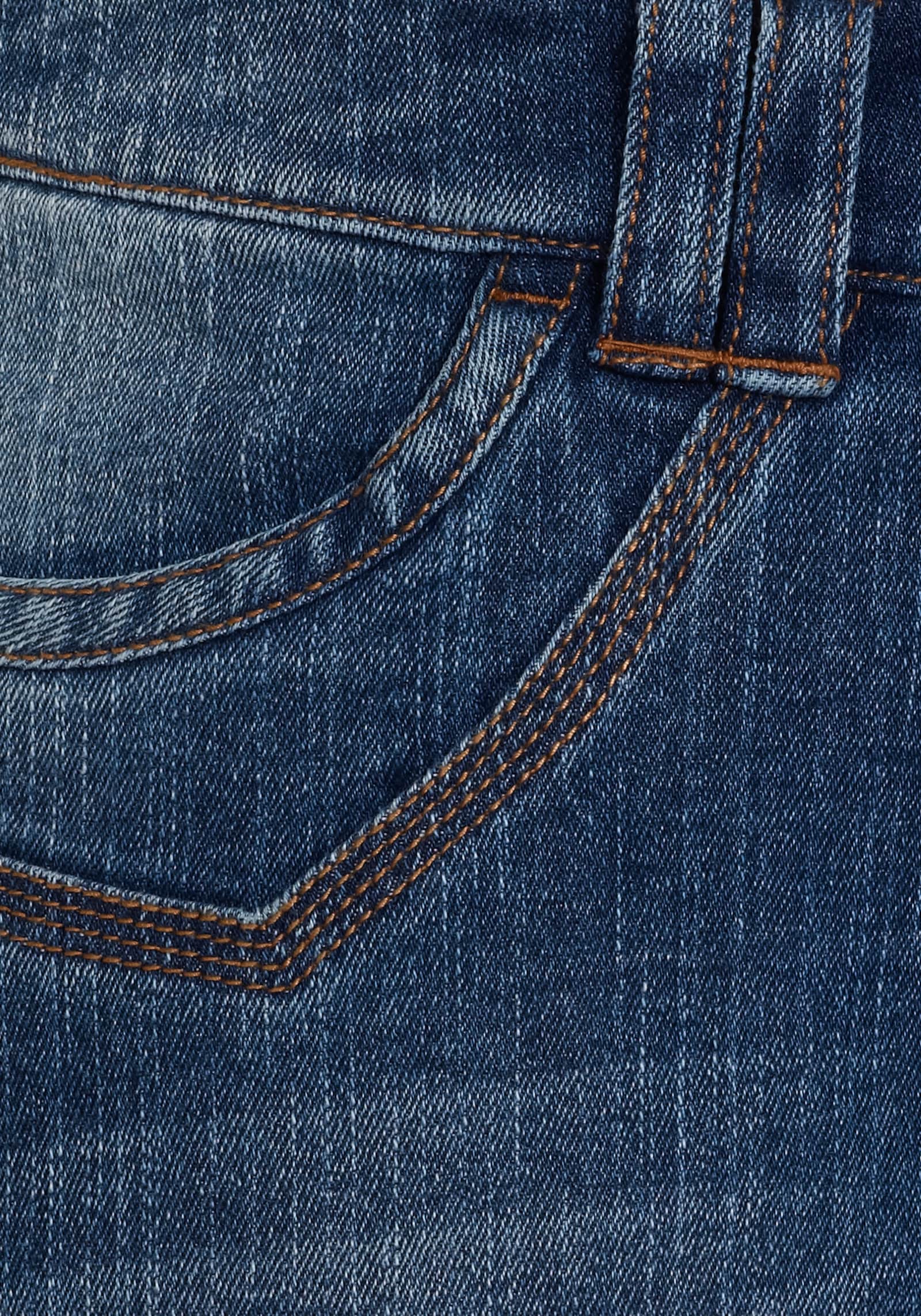sheego Caprijeans mit Gürtelschlaufen - blue denim