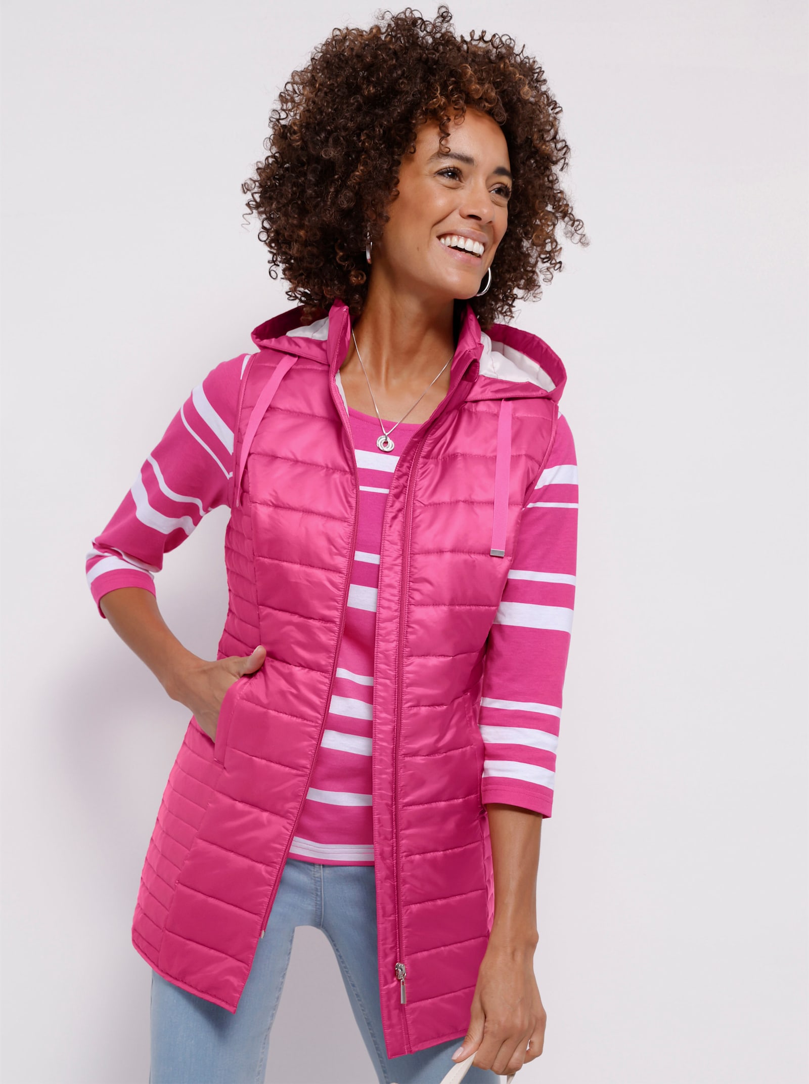 Lange bodywarmer van doorgestikt materiaal - fuchsia