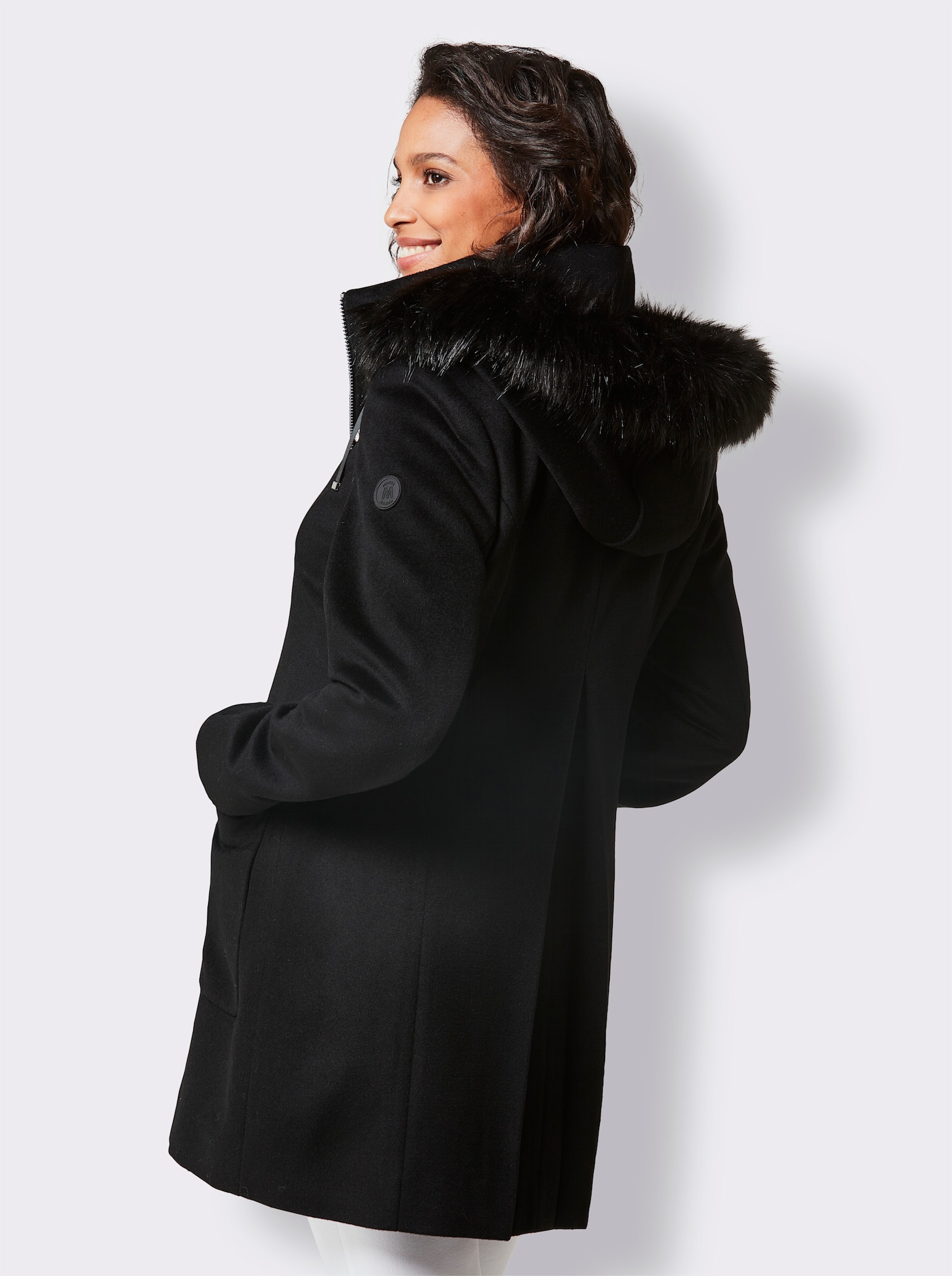 Manisa Wolljacke mit Kontrast-Innenfutter - schwarz