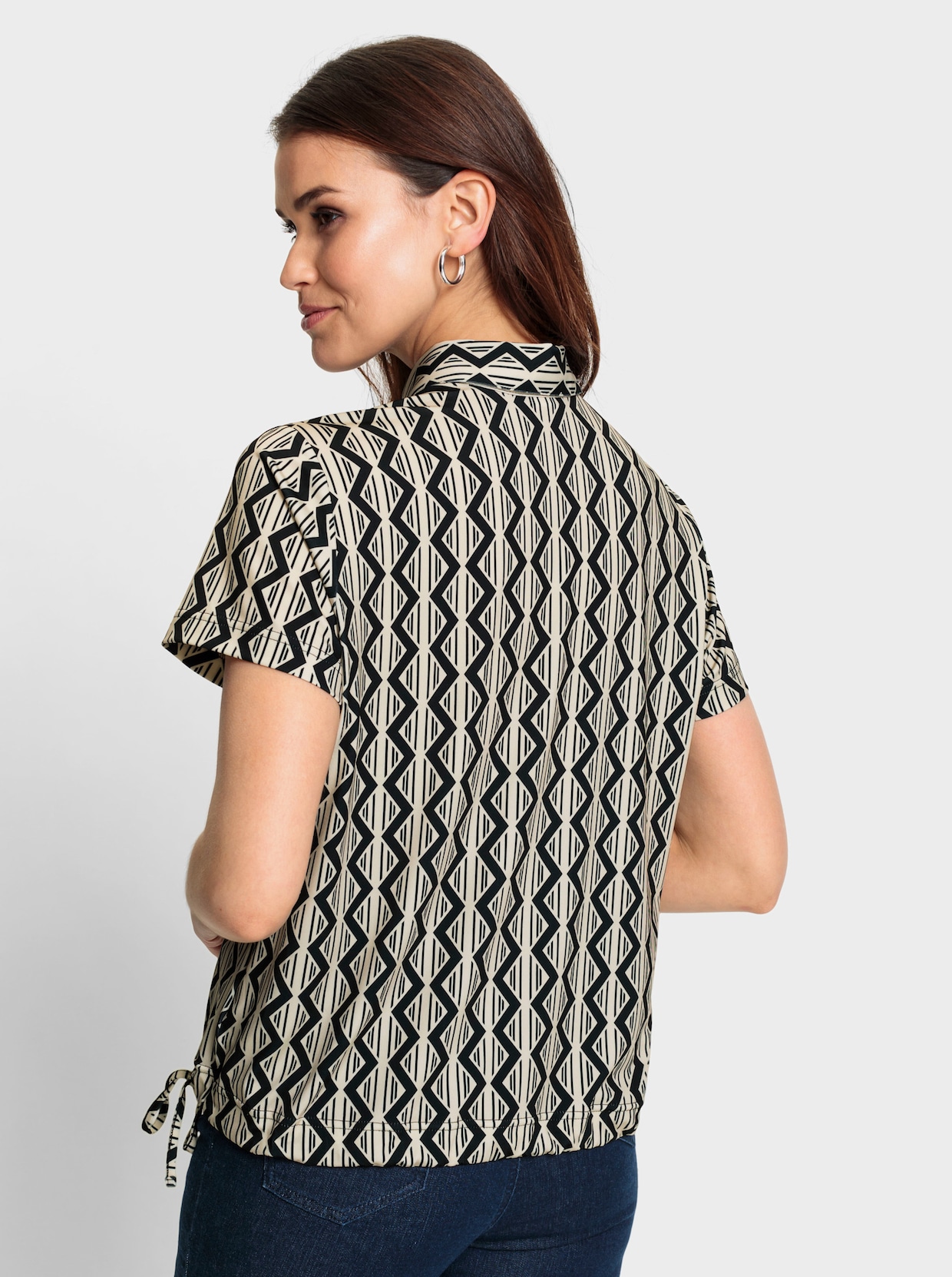 Comfortabele blouse - zand/zwart bedrukt