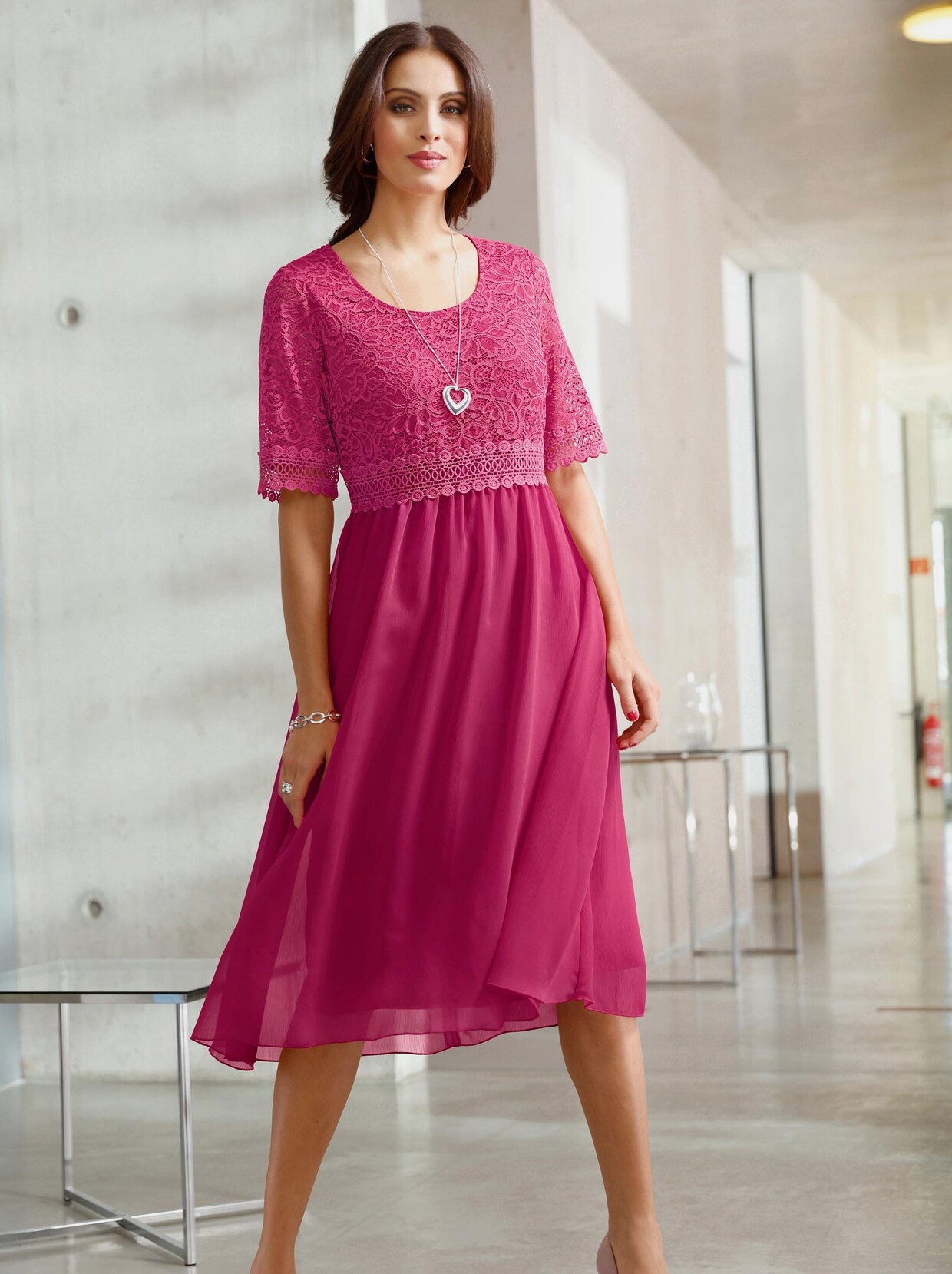 Spitzenkleid - fuchsia