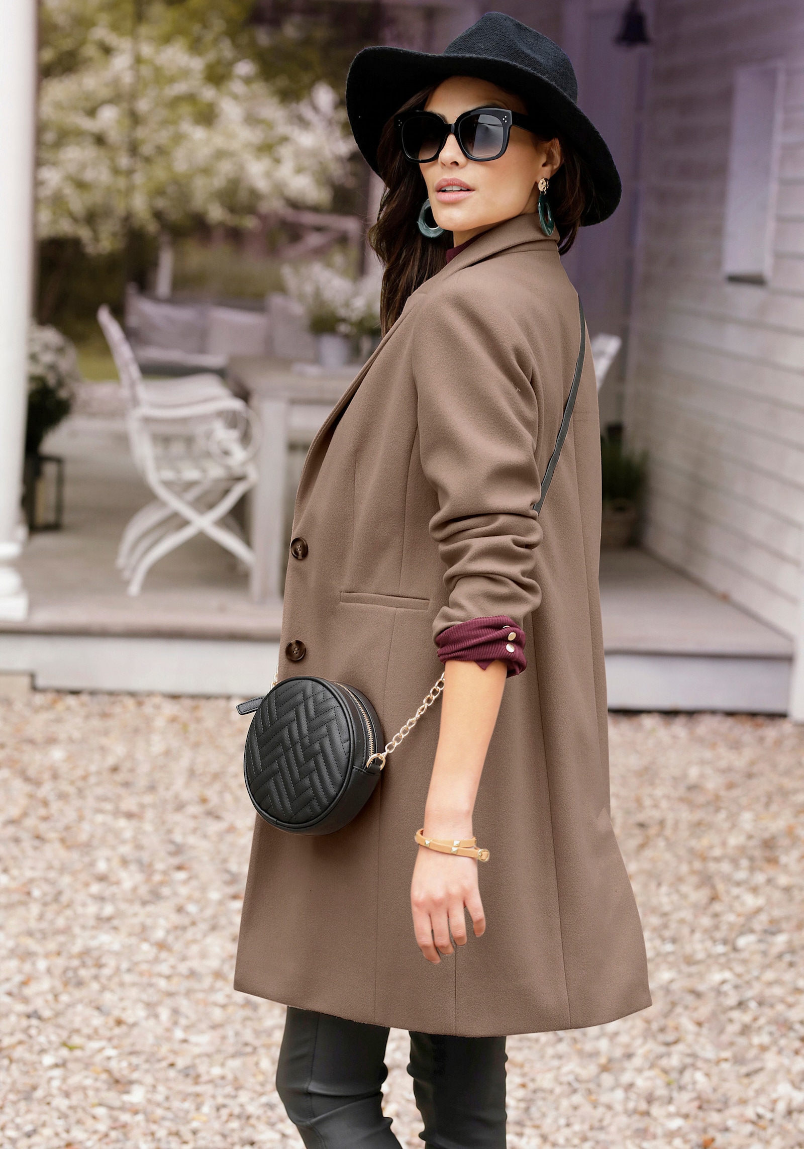 LASCANA Kurzmantel - camelfarben