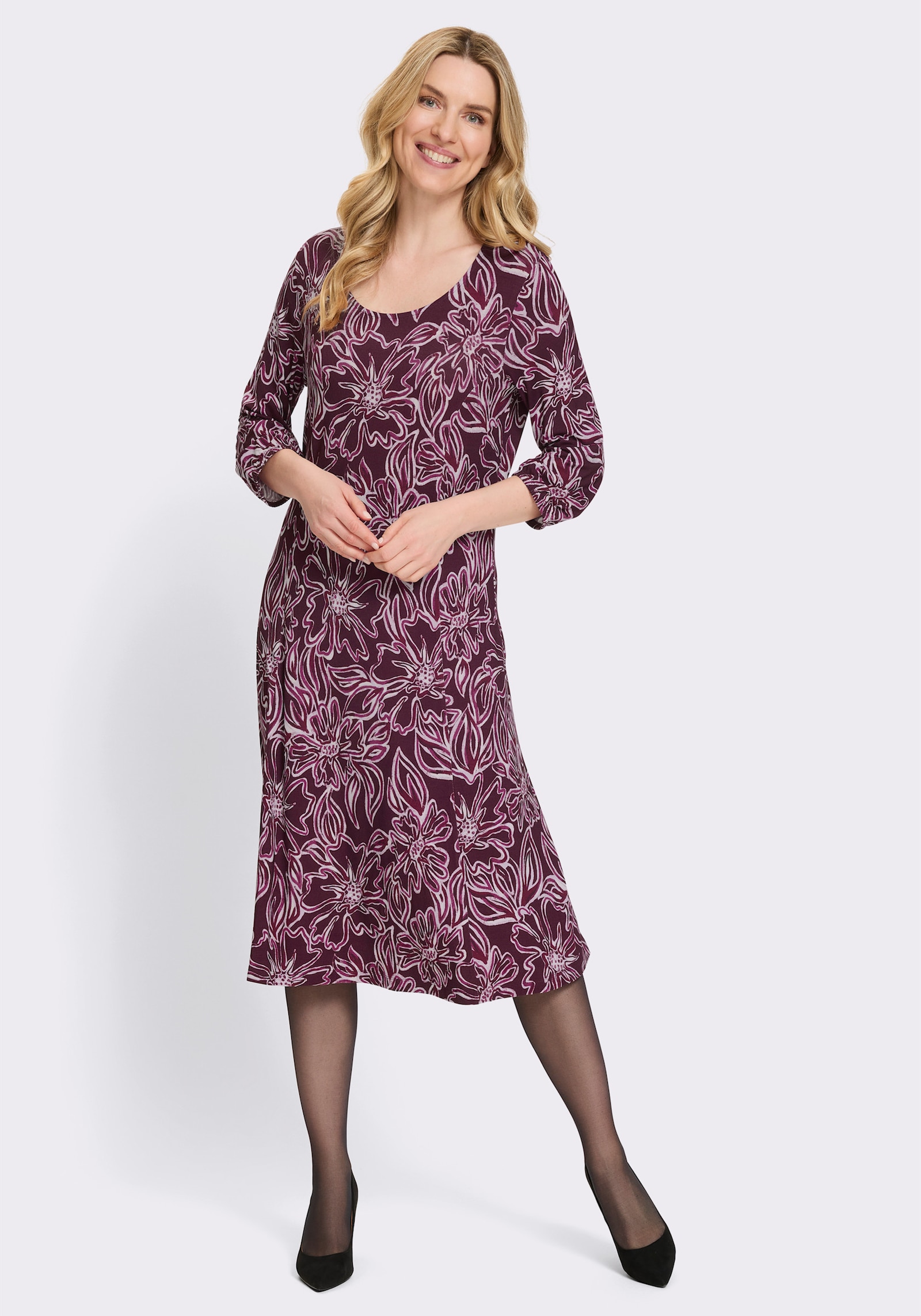 Jerseykleid mit 3/4-Ärmeln - burgund-flieder-bedruckt