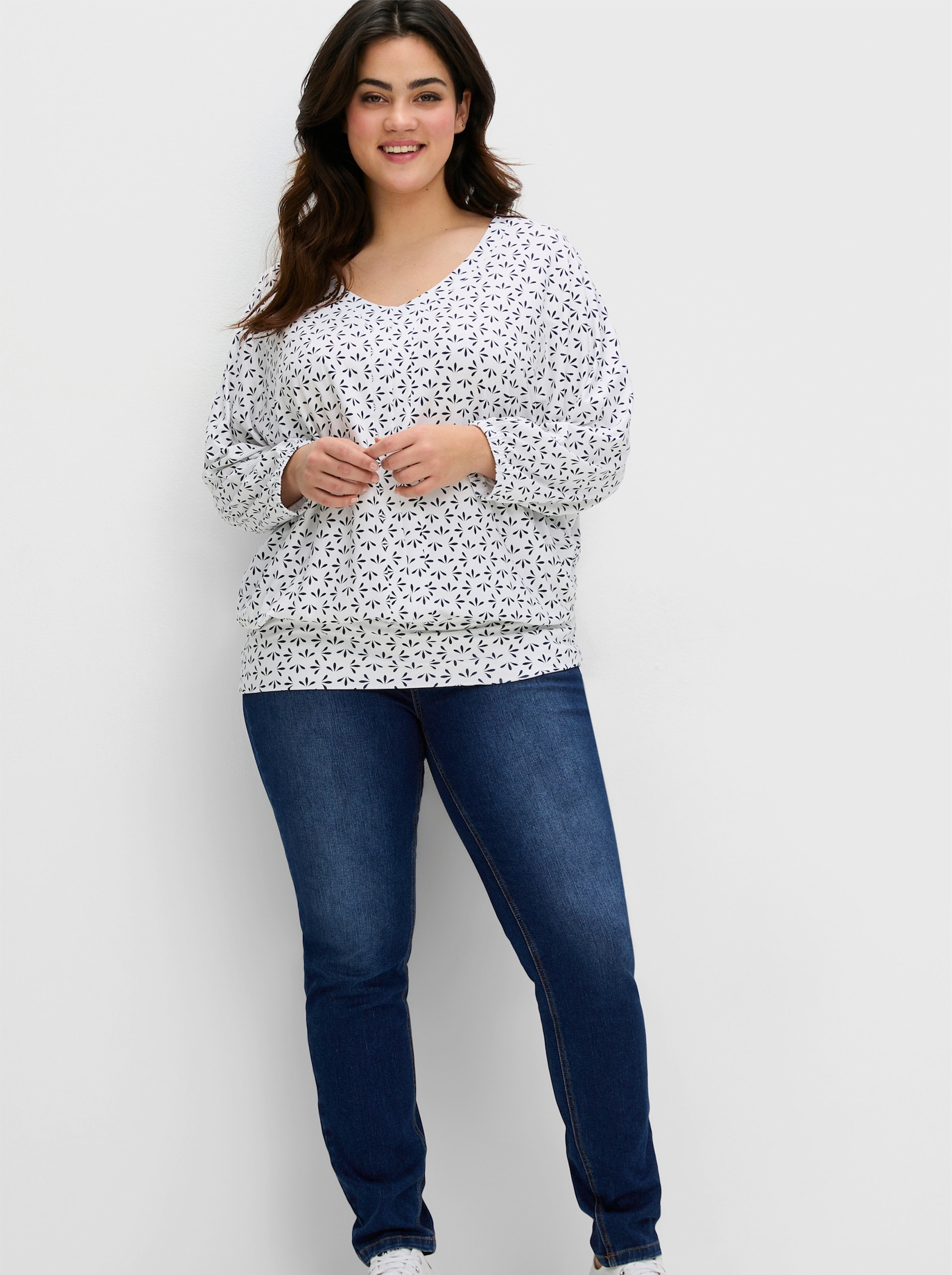 sheego Fledermausshirt mit Minimalprint - ecru-gemustert