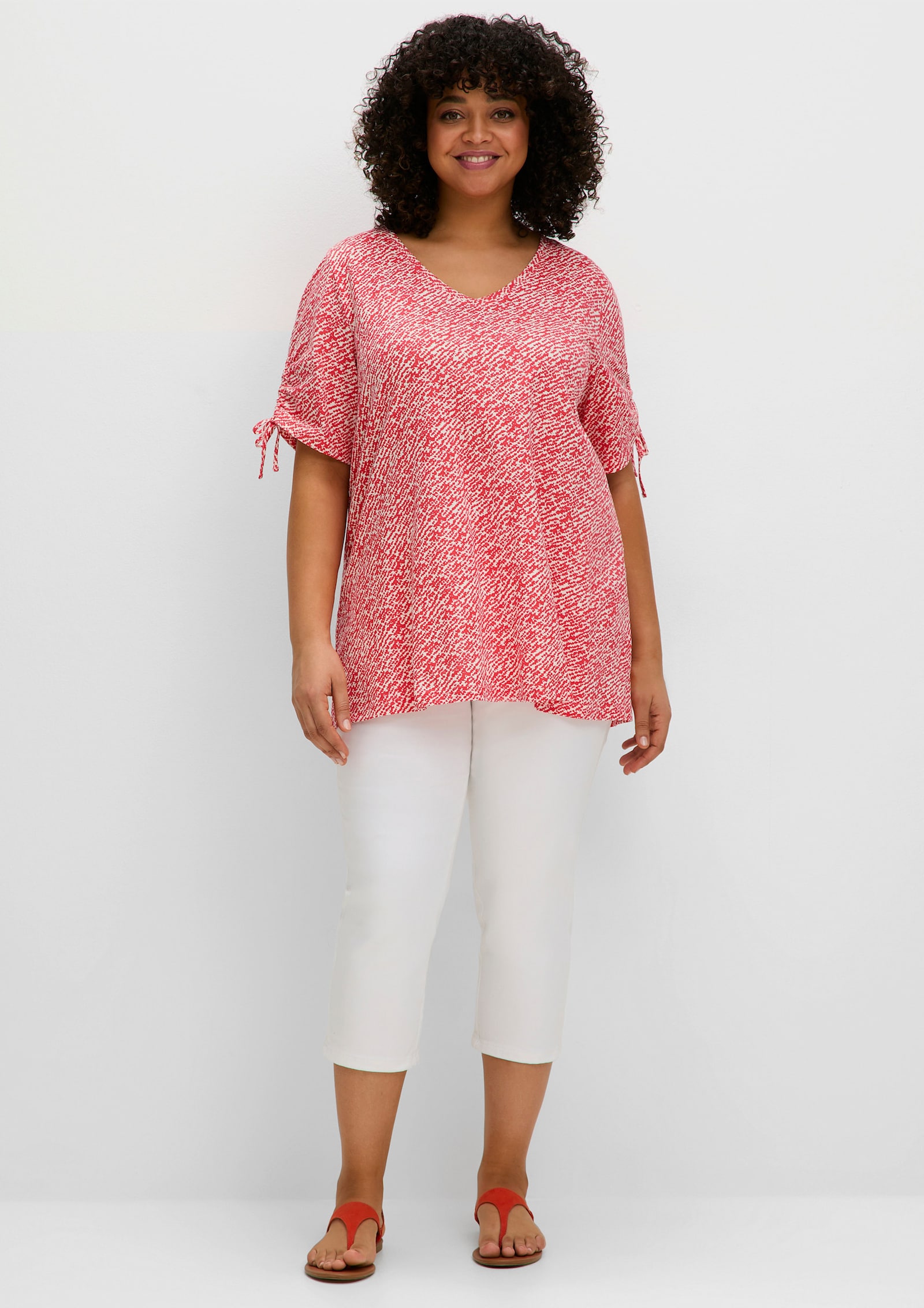 sheego T-Shirt im Doppelpack, mit Tunnelzug am Ärmel - schwarz+hummer gemustert