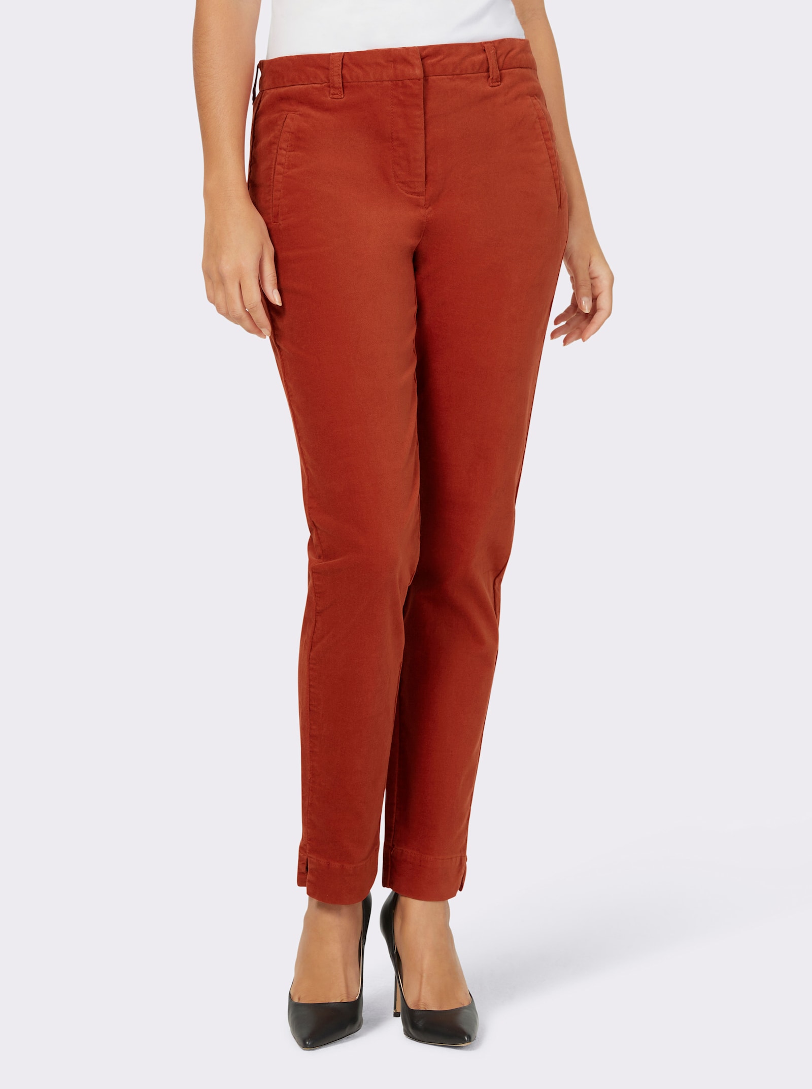 Samthose mit Zierpaspel-Taschen hinten - rostrot