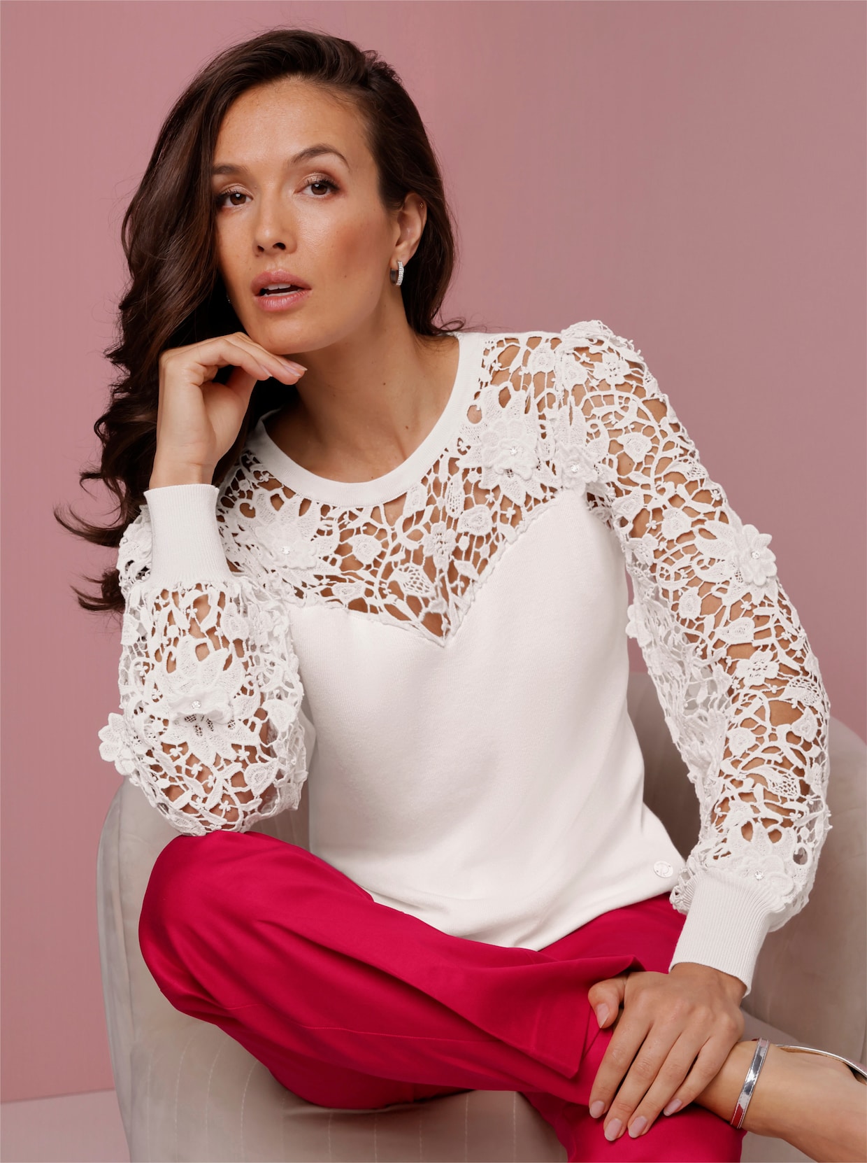 CREATION L PREMIUM Rundhalspullover mit Ballonärmeln aus Spitze - ecru