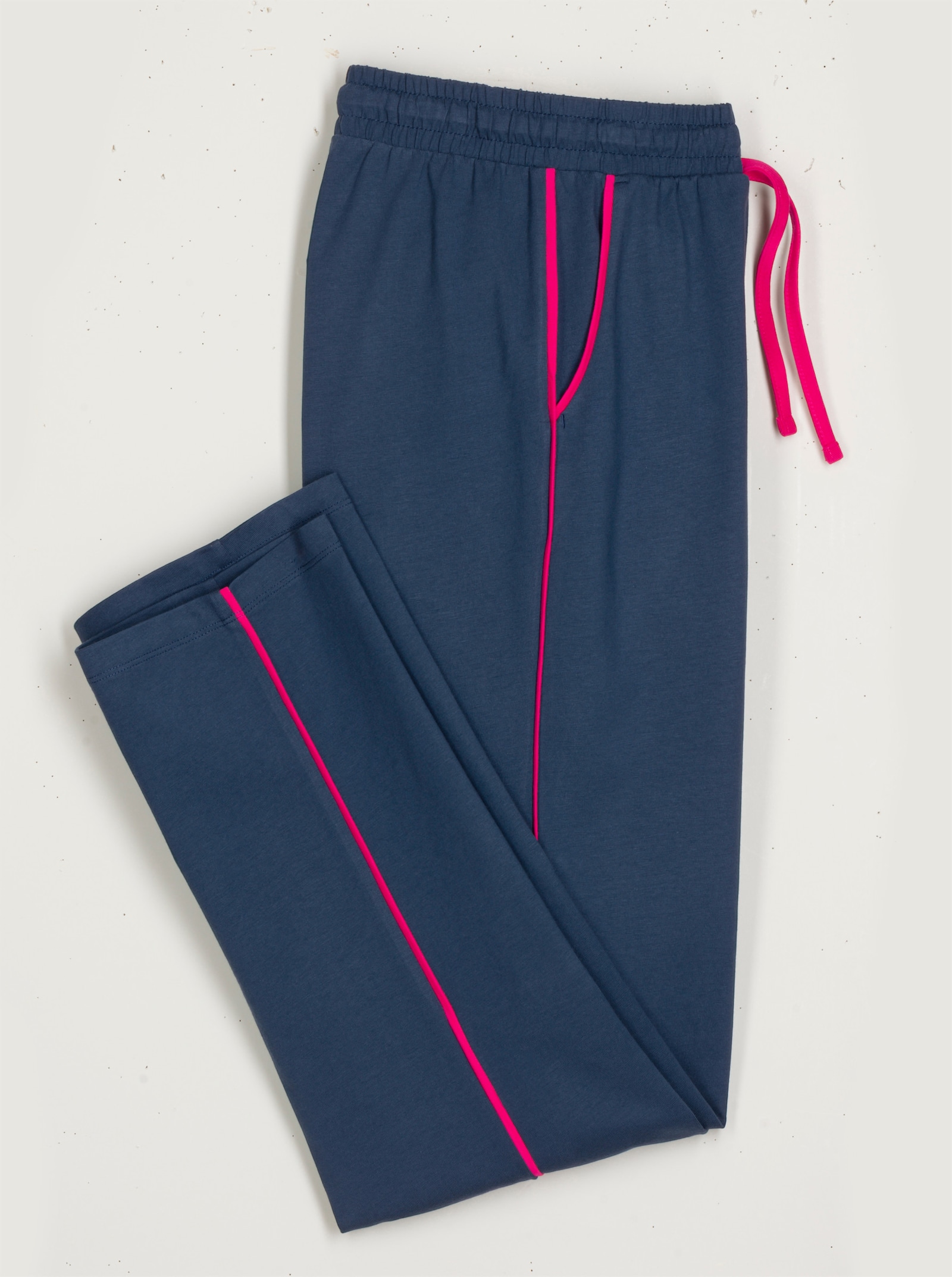 Freizeithose mit Kontrasten - schwarz + dunkelblau