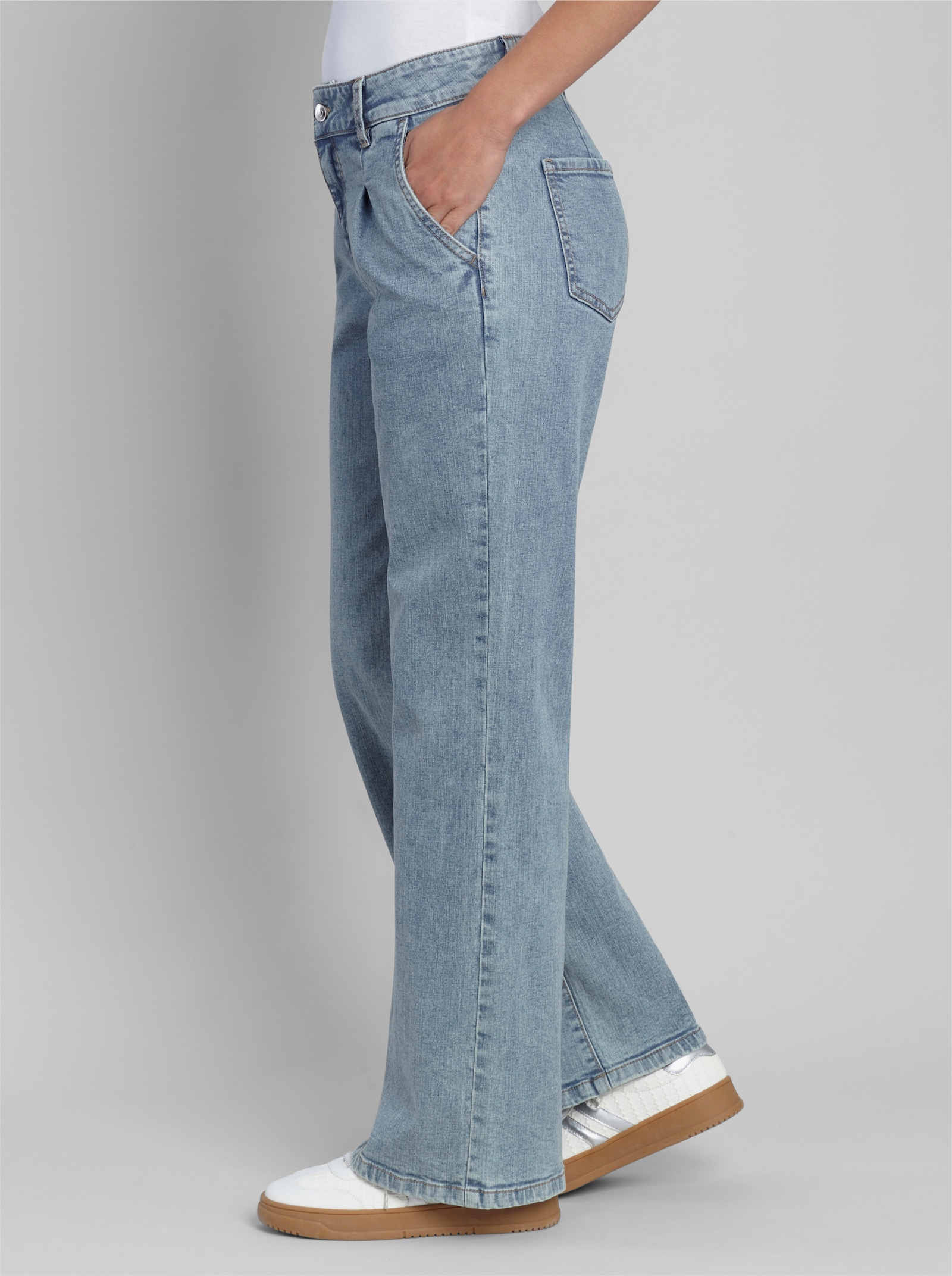 heine Jeans mit weitem Bein - blue-bleached