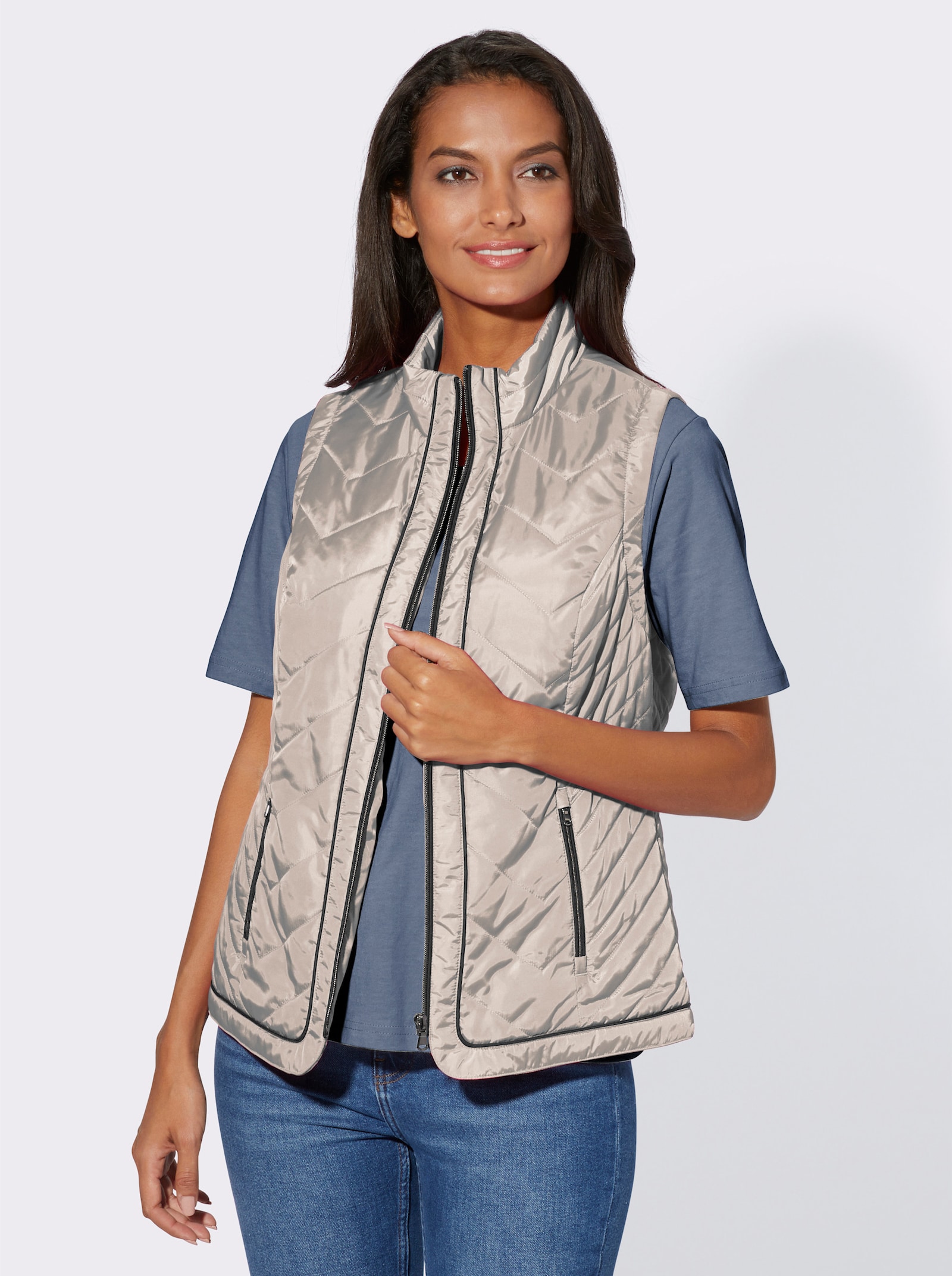 Steppweste mit abgerundetem Saum - hellgrau