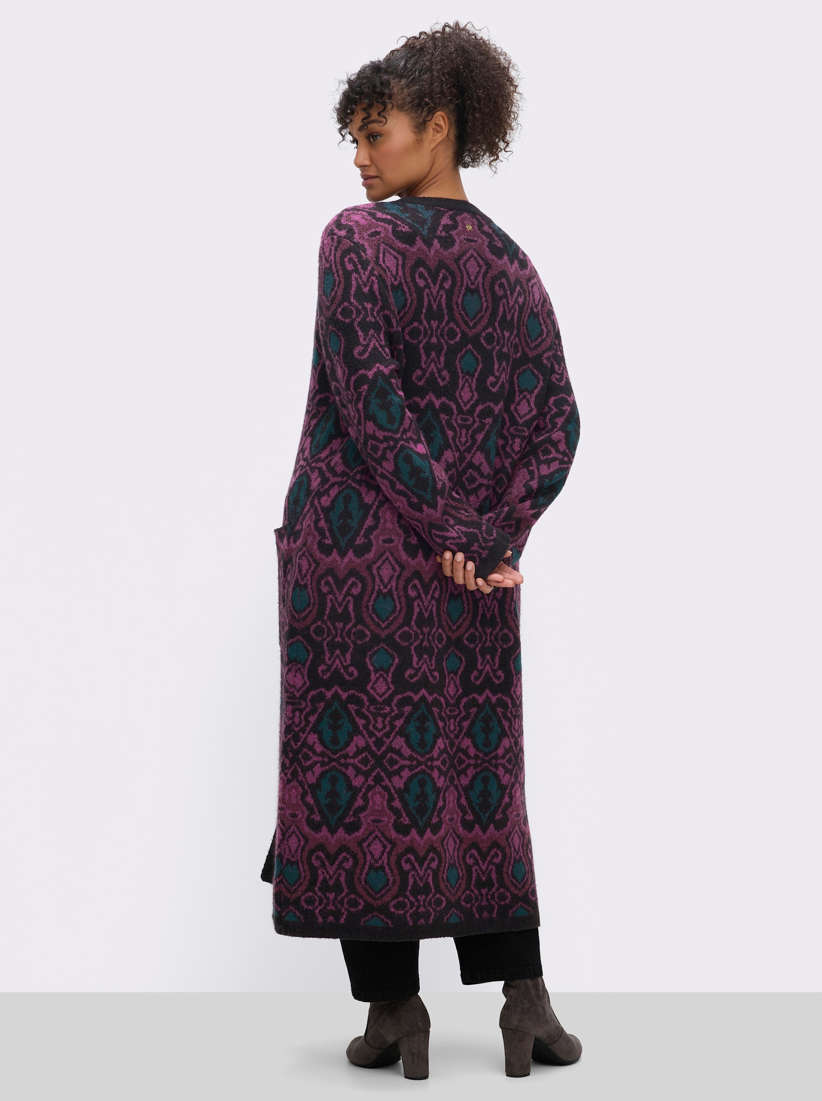 sheego Strickmantel mit Jacquard-Muster - erika-burgund-gemustert