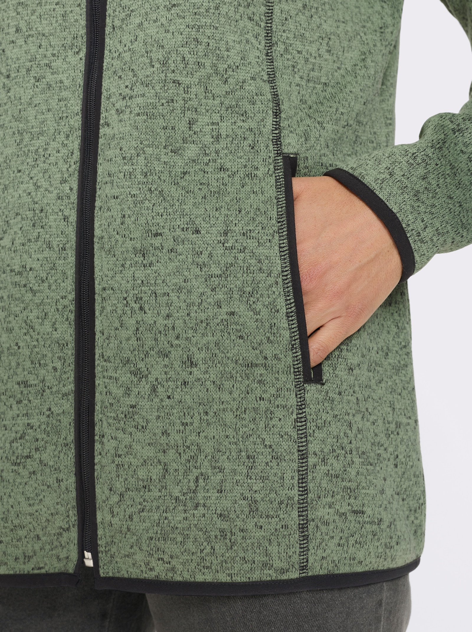 Strickfleecejacke mit elastischen Paspel-Abschlüssen - eucalyptus-schwarz-gemustert