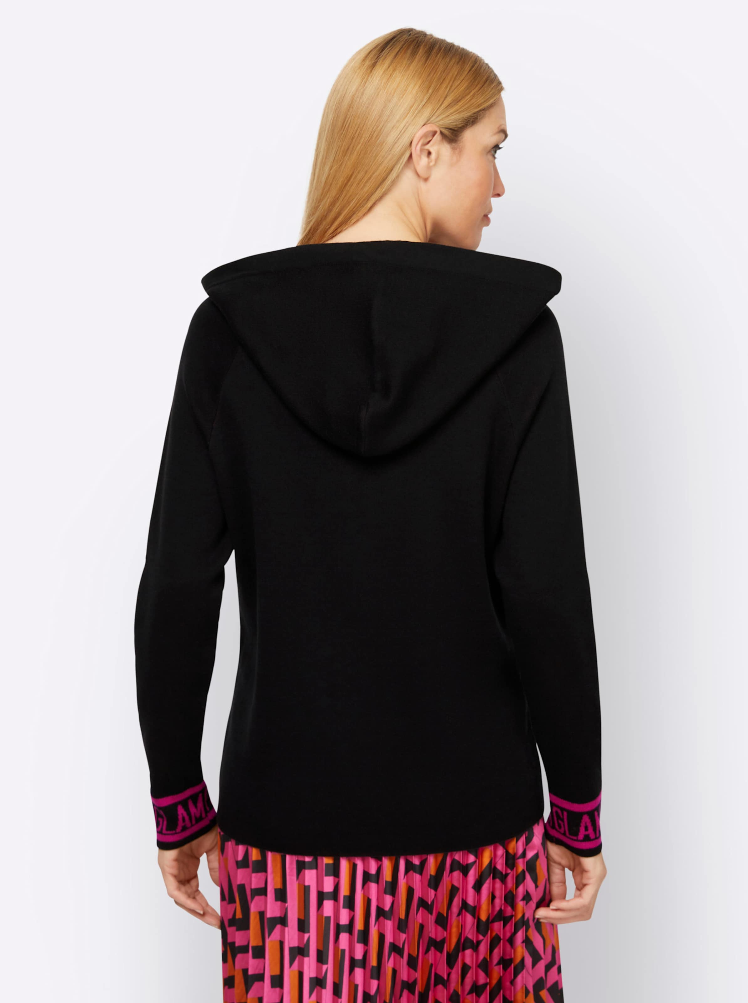 Vorne I günstig Kaufen-Pullover in schwarz von heine. Pullover in schwarz von heine <![CDATA[