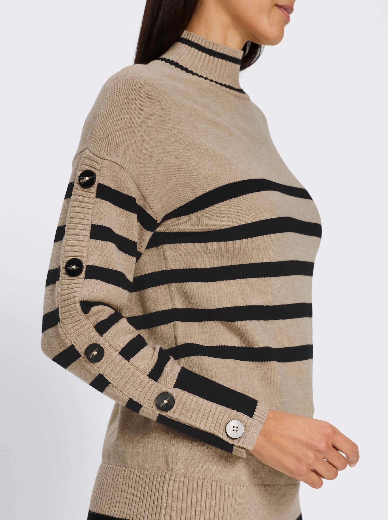 heine Stehkragenpullover mit Zierknöpfen - beige-schwarz-gestreift