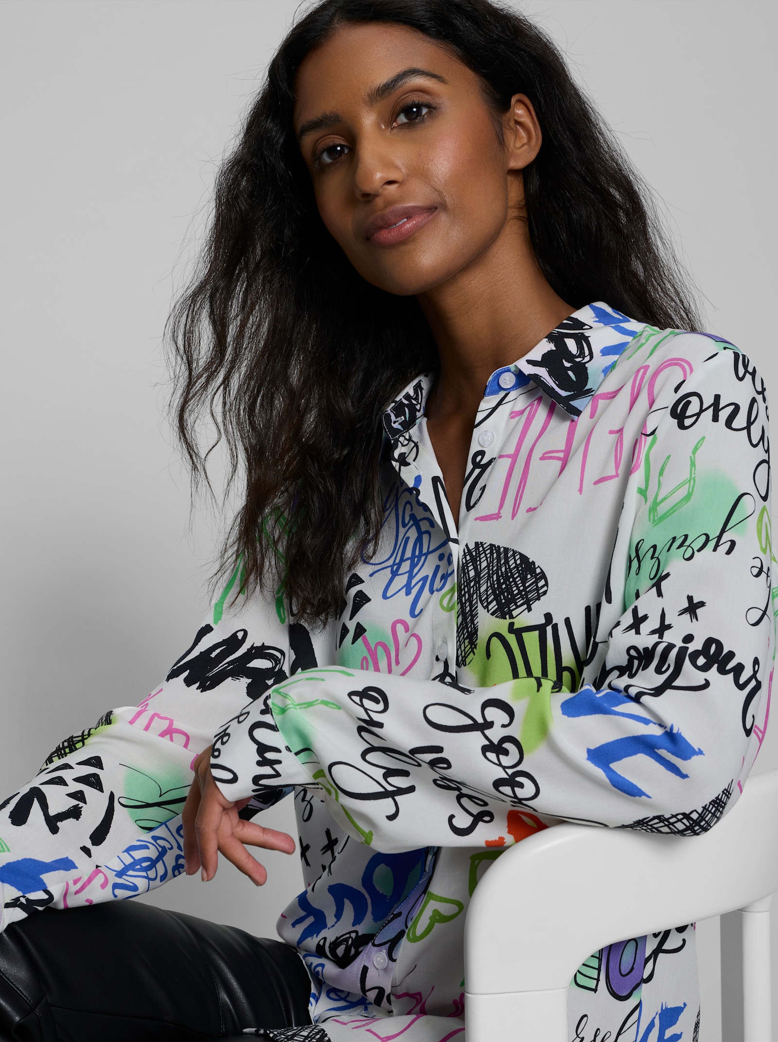 heine Hemdbluse mit Alloverprint - hellrosé-grau-bedruckt