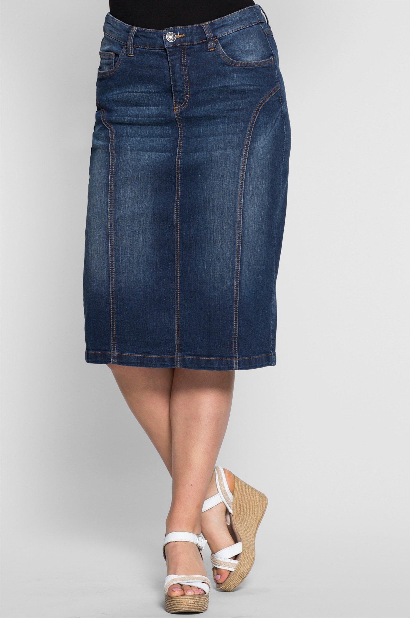 sheego Jeansrock mit Teilungsnähten - dark blue denim