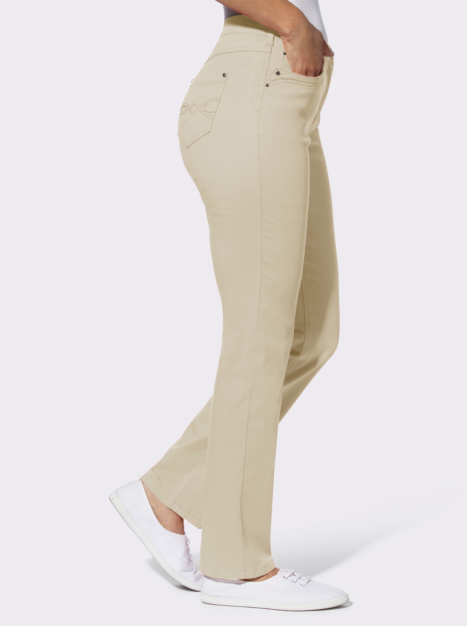 5-Pocket-Jeans mit Ziernieten an den Taschen - sand