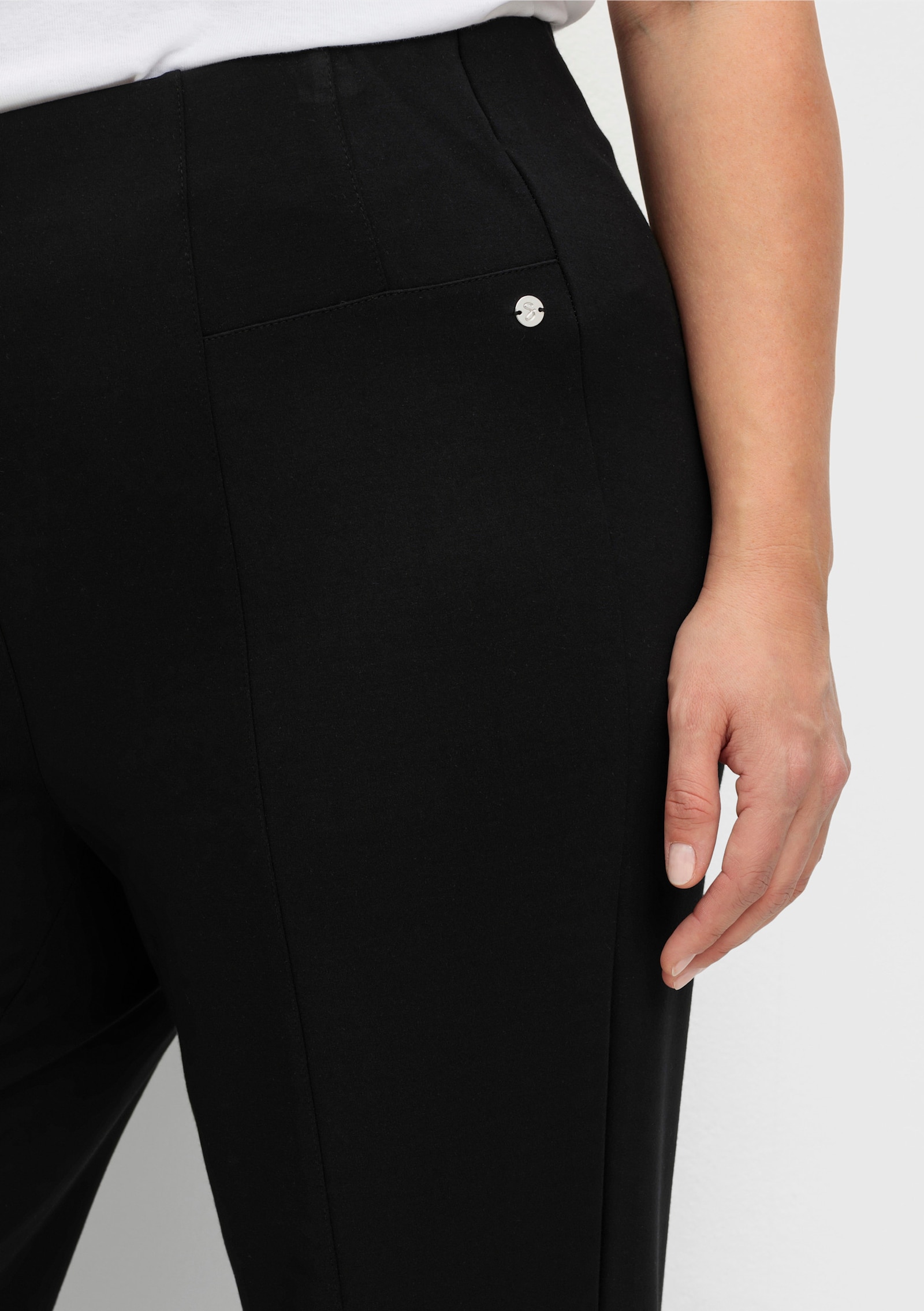 sheego Schlupfhose aus Interlock, gerade Form - schwarz