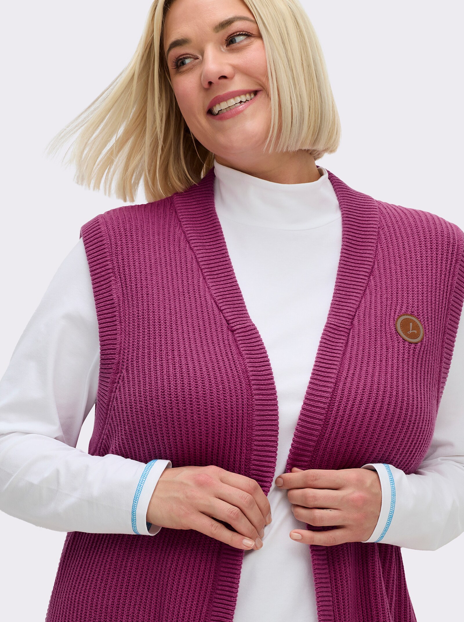 Strickweste in Longform, gerippt - erika