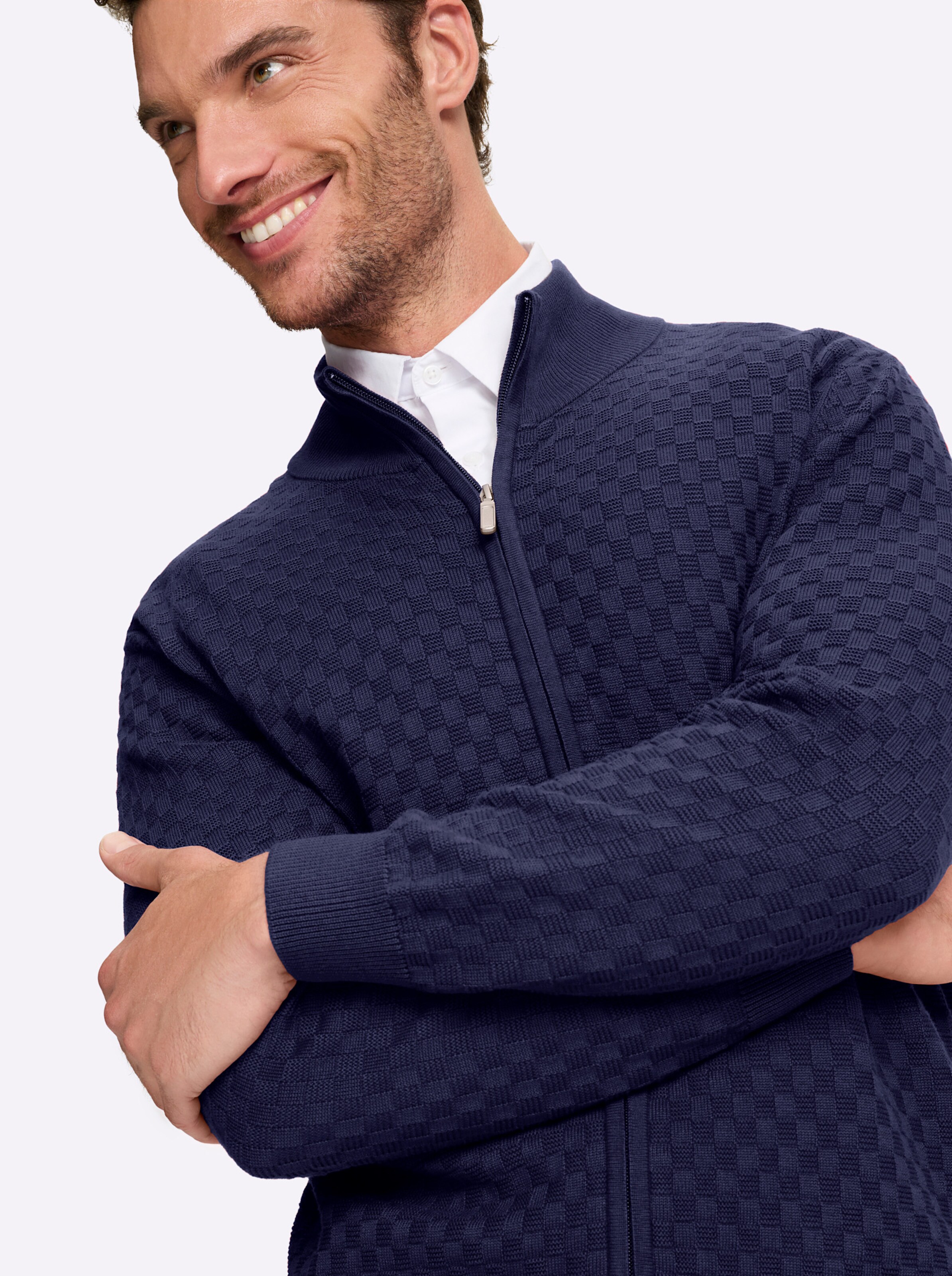 Thumbnail - Strickjacke