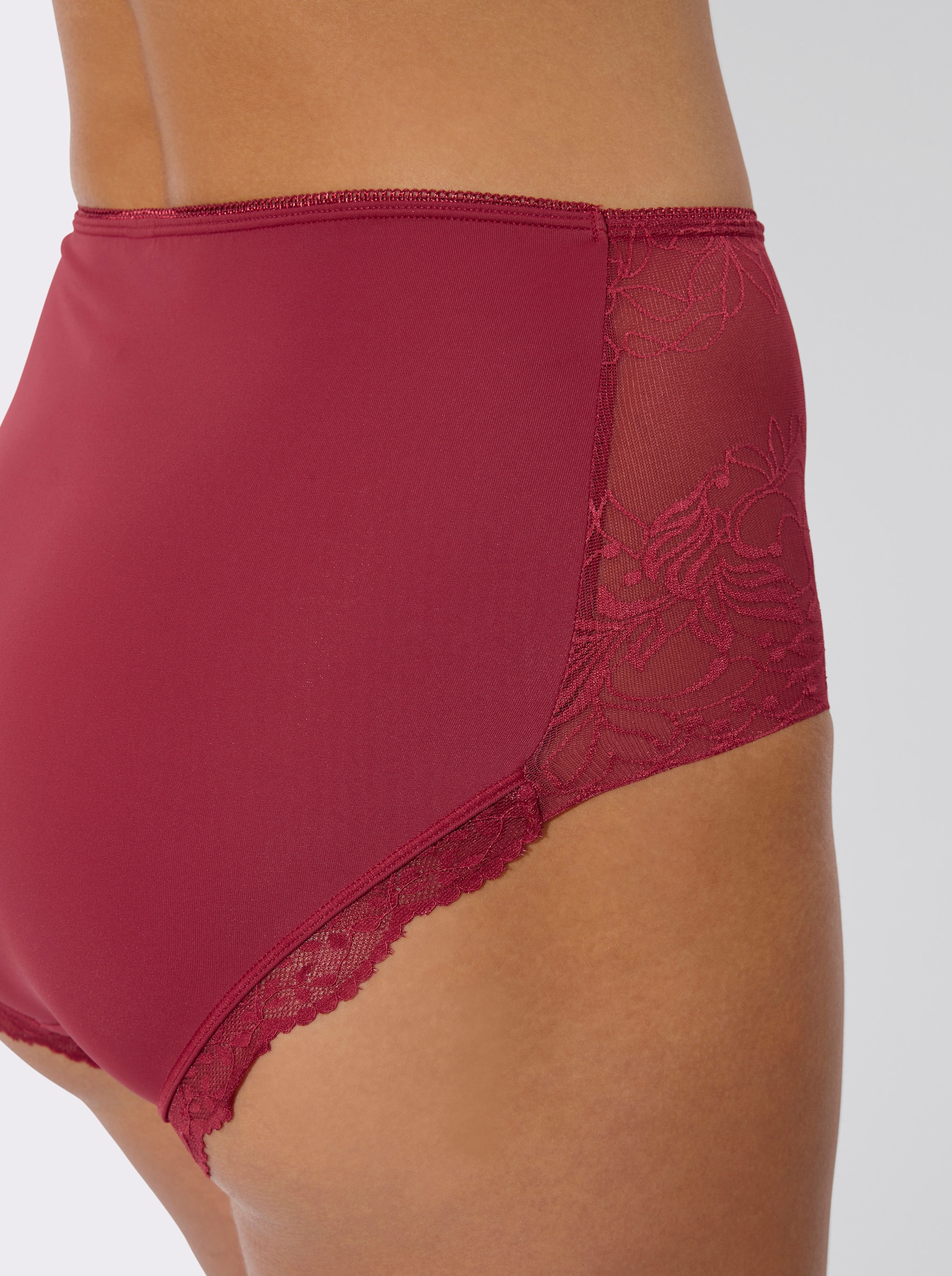 wäschepur Taillenslip mit seitlicher Spitze - 2x kirsche