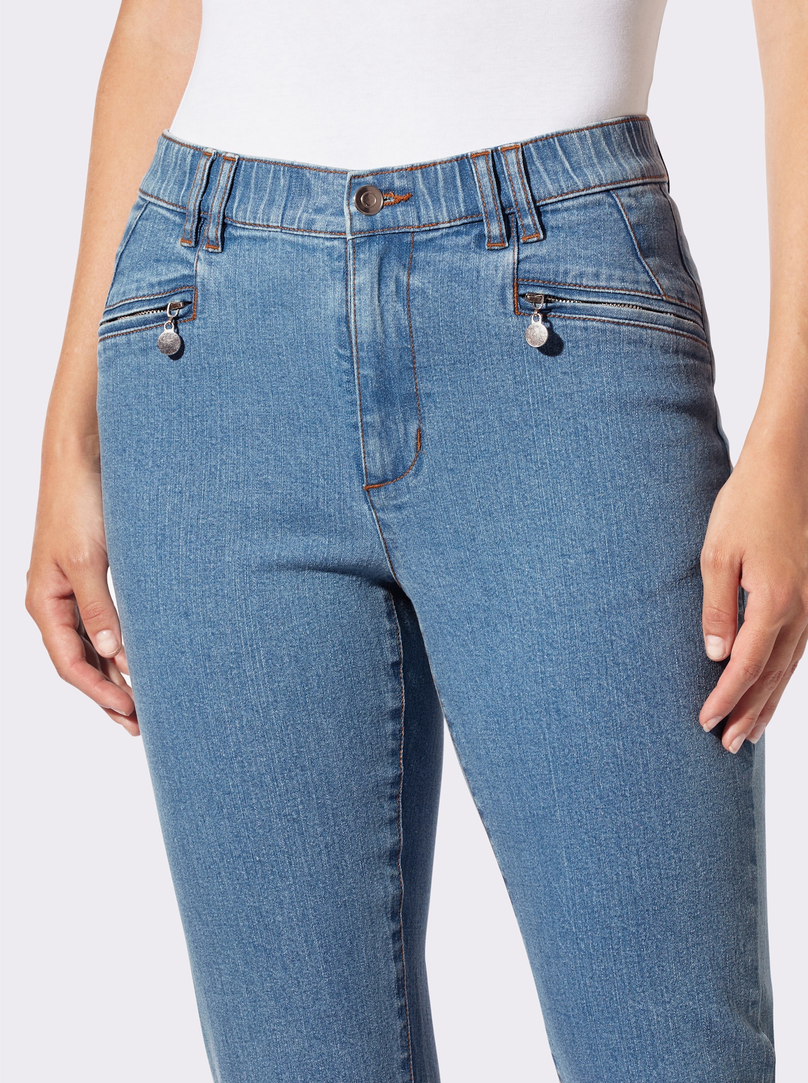 Jeans mit Reißverschluss-Taschen - blue-bleached