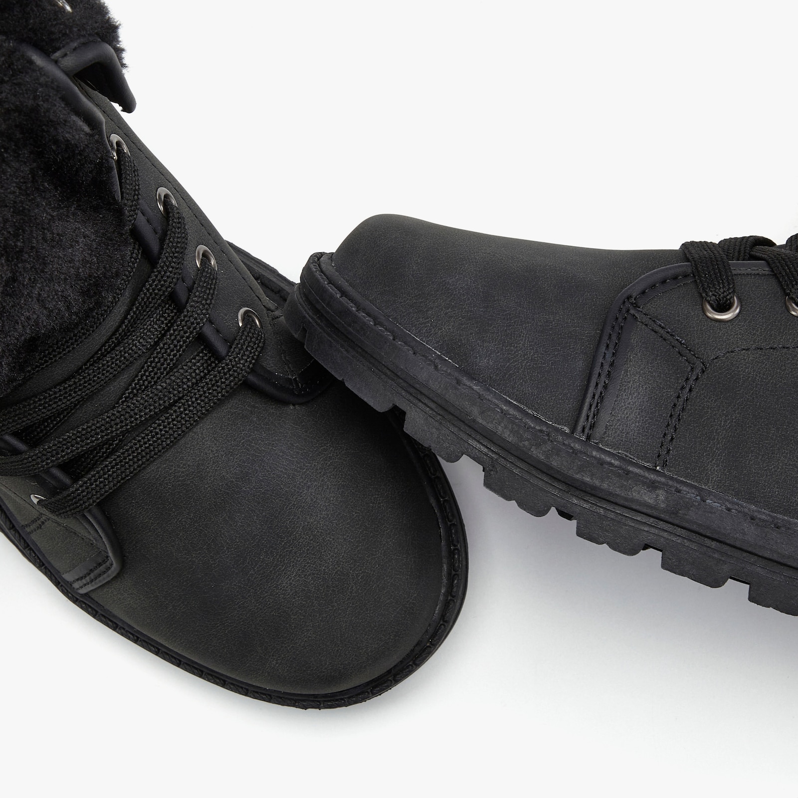LASCANA Stiefelette - schwarz