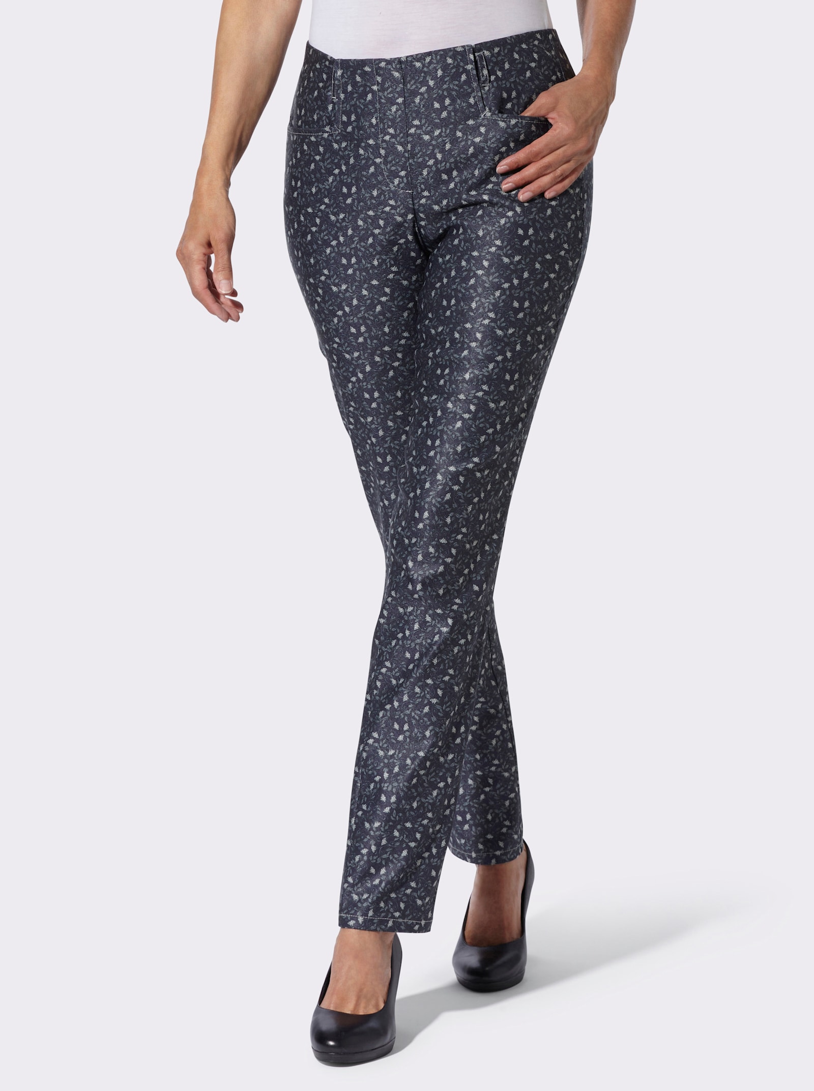 Cosma Schlupfhose mit Blüten- und Blätterdruck - marine-bedruckt