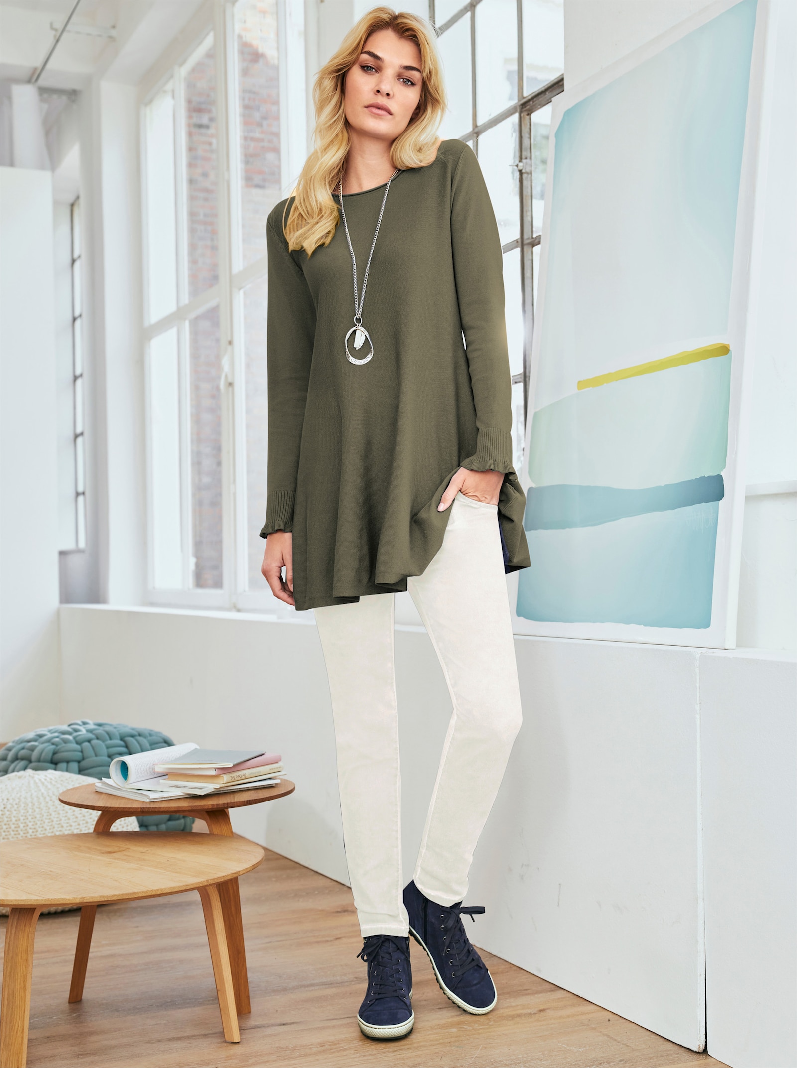 heine Longpullover in leicht ausgestellter Form - khaki