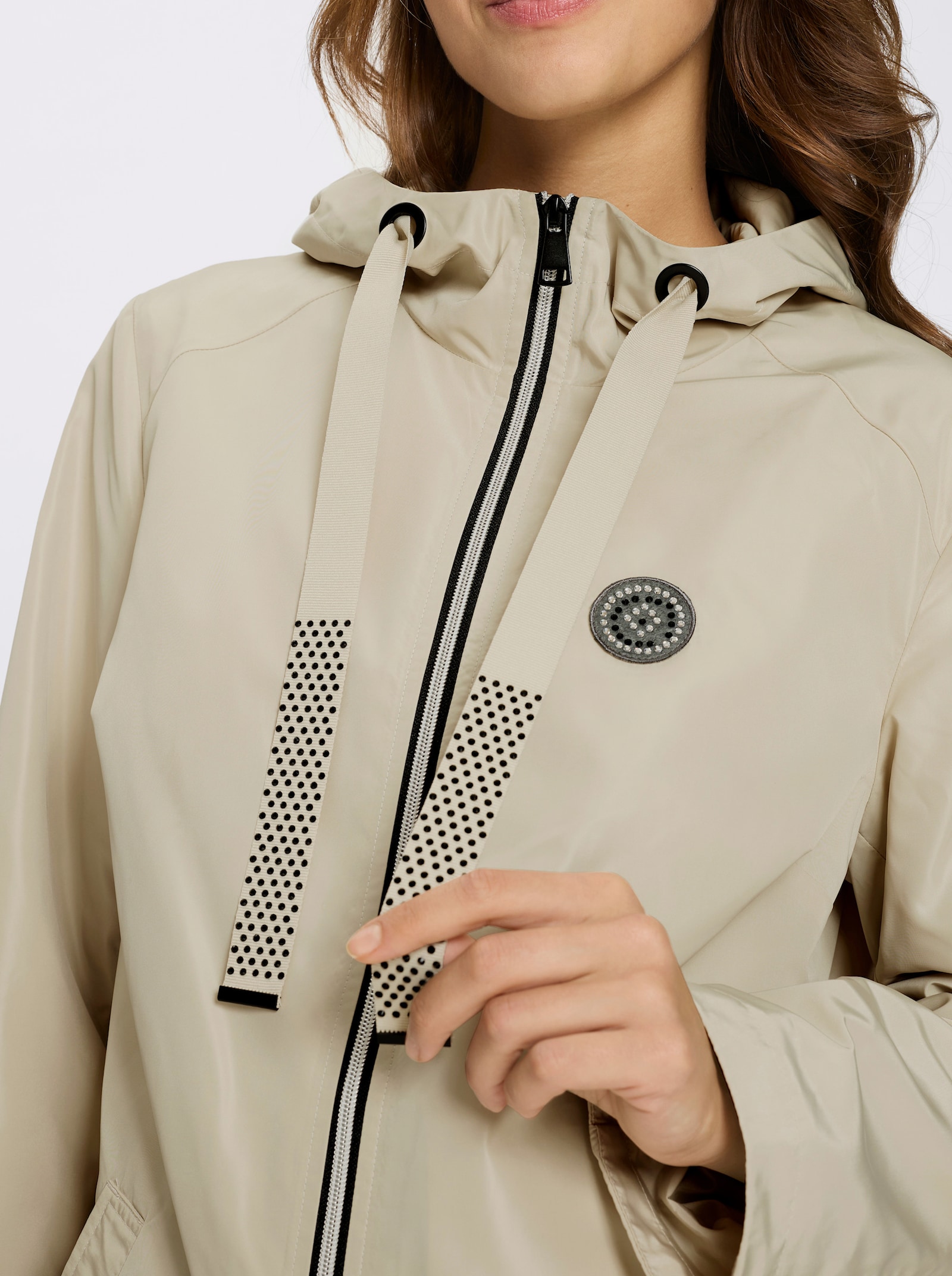 Outdoorjacke mit knöpfbarer Innentasche - sand