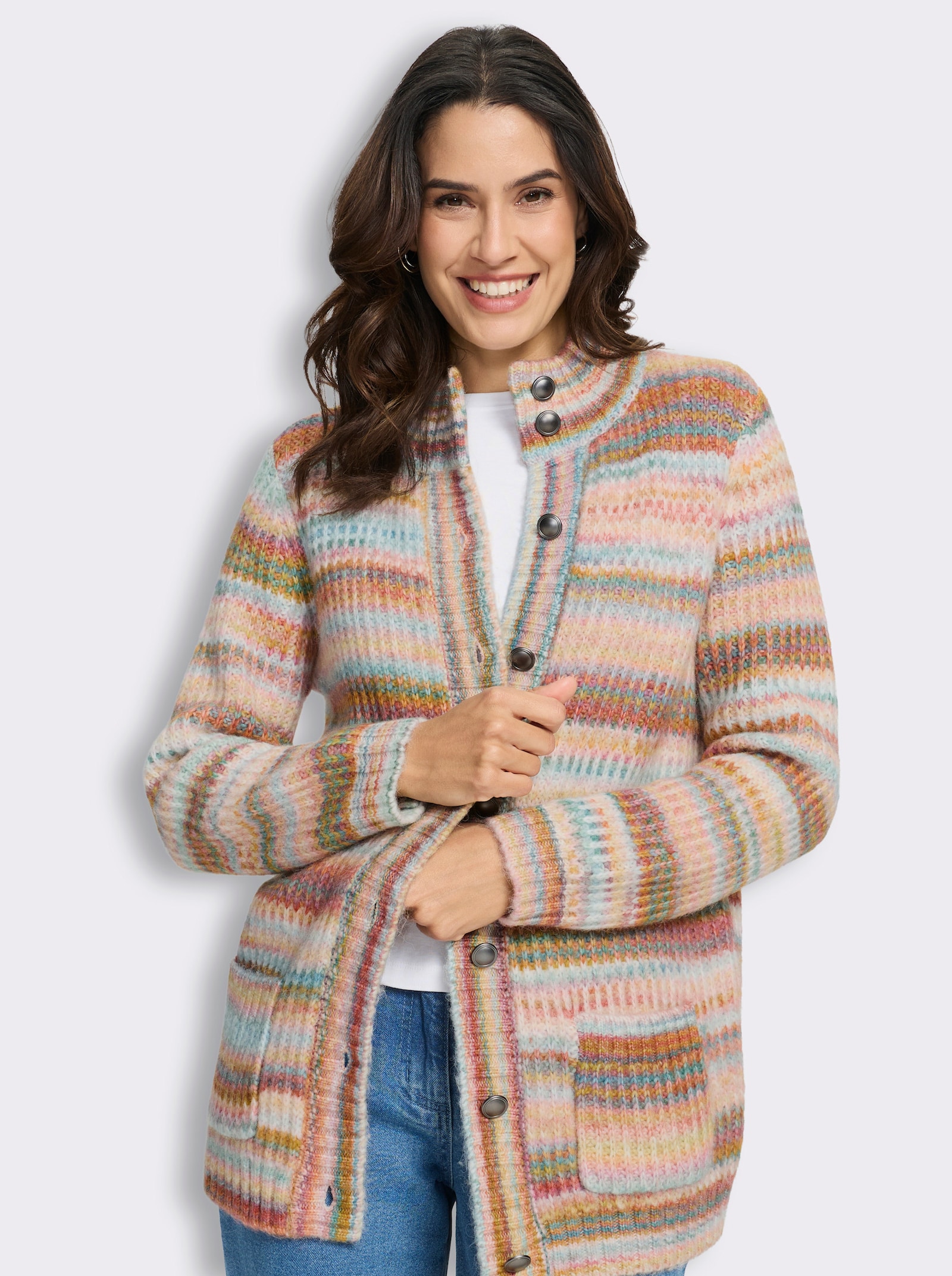 Strickjacke mit Metall-Schmuckknöpfen - rotbraun-gemustert