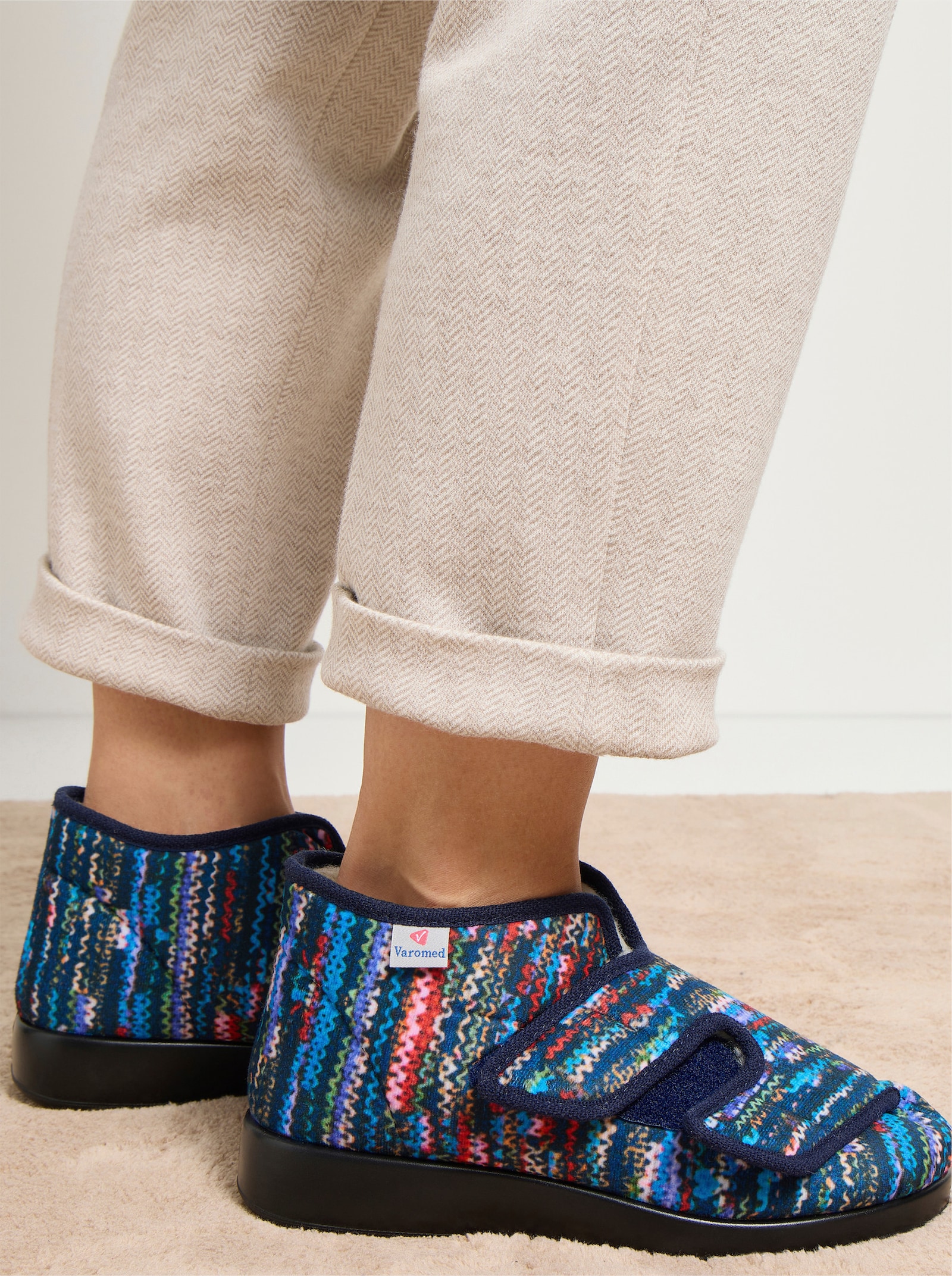 Varomed Verbandschuh - dunkelblau-bunt