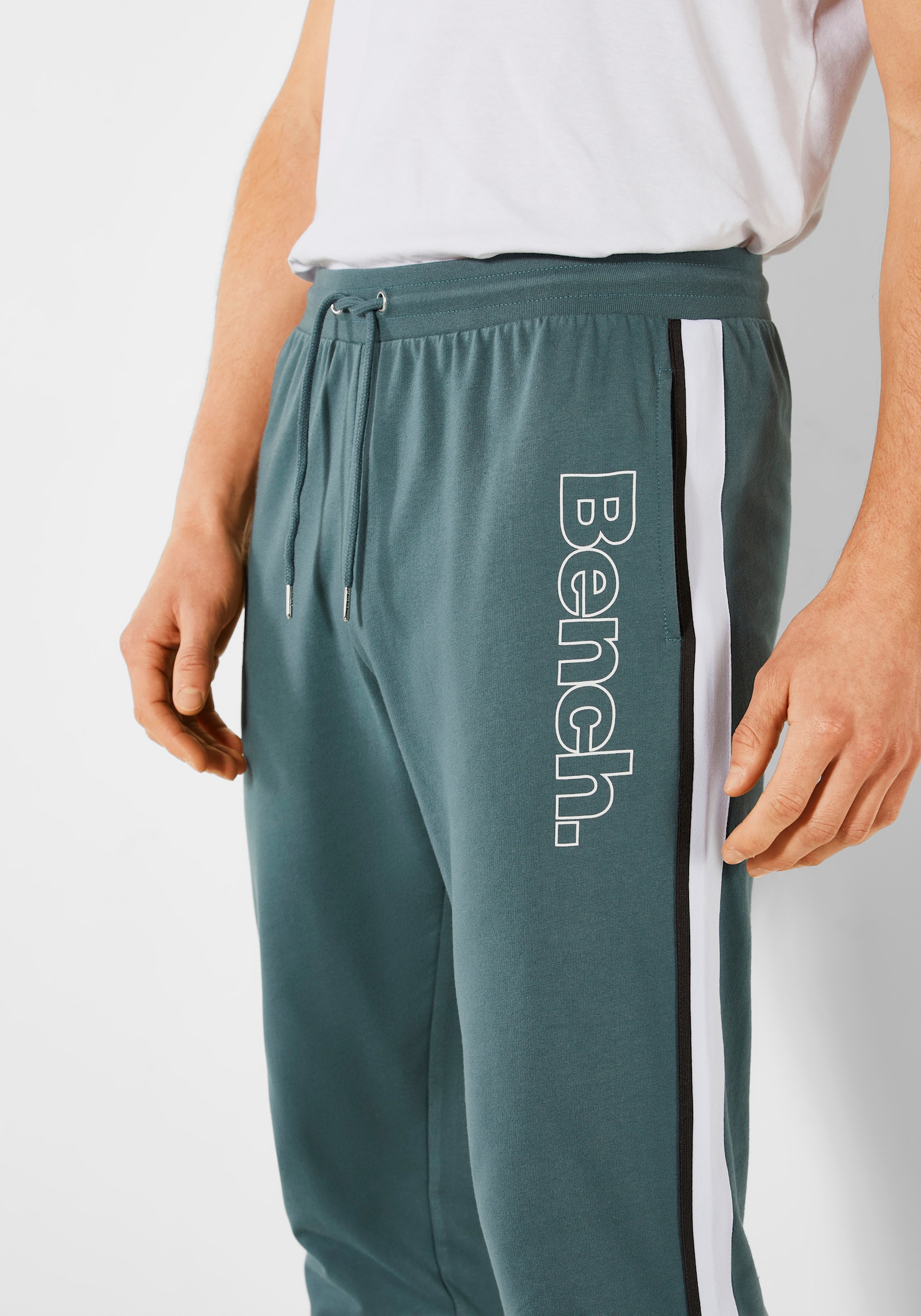 Bench. Loungewear Sweathose - hellpetrol