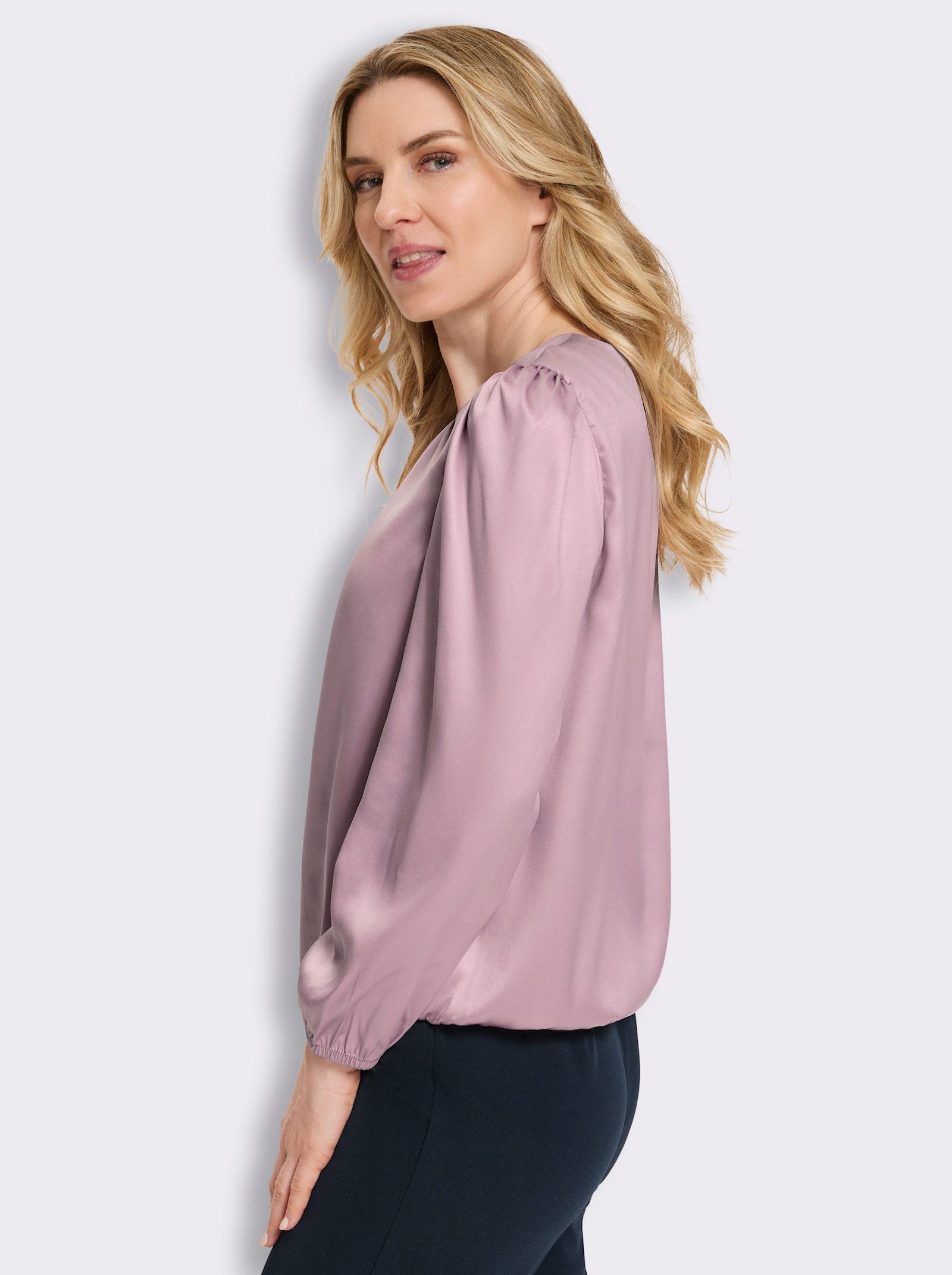 Satinbluse mit Raffung - hortensie