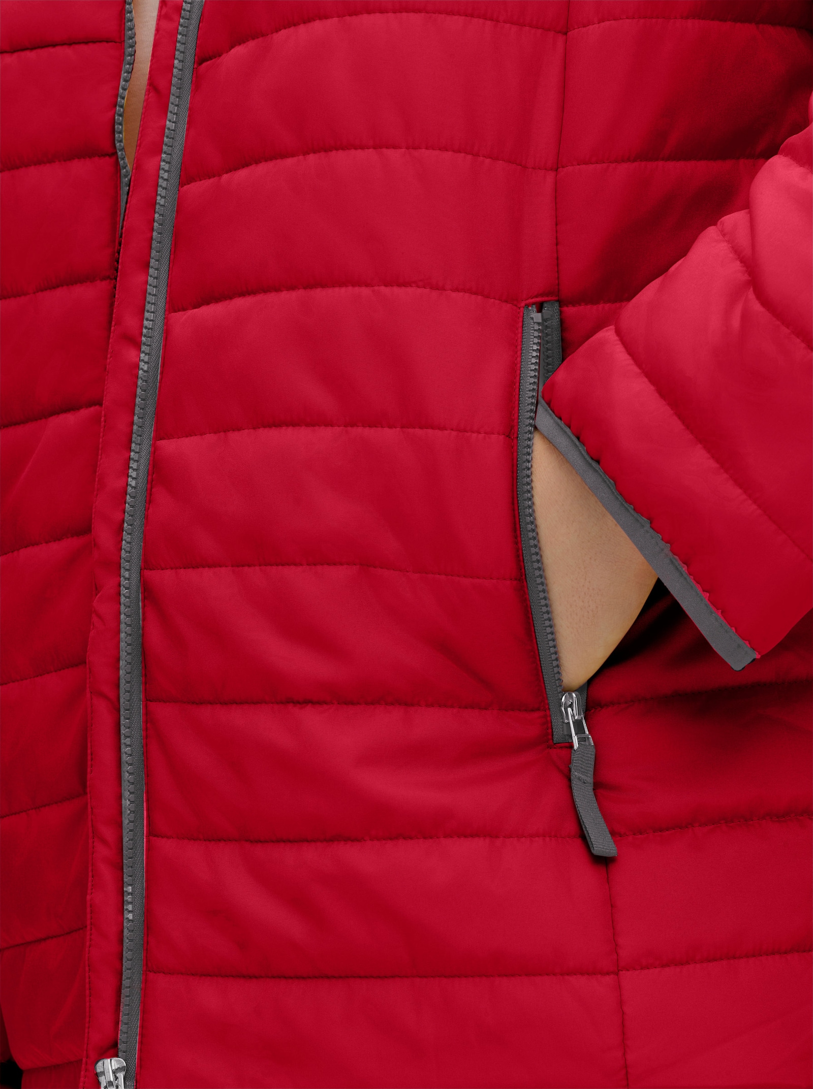 Steppjacke mit kontrastfarbenen Akzenten - rot