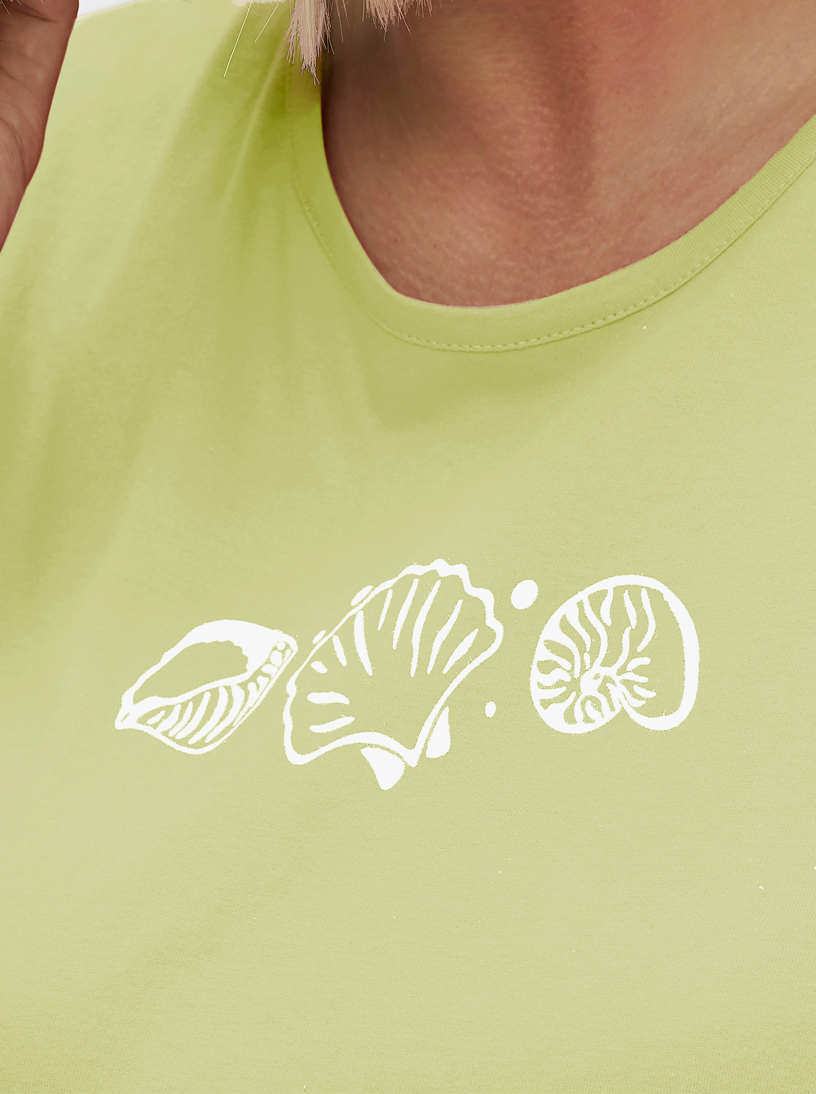 Shirttop mit Seitenschlitzen - pistazie