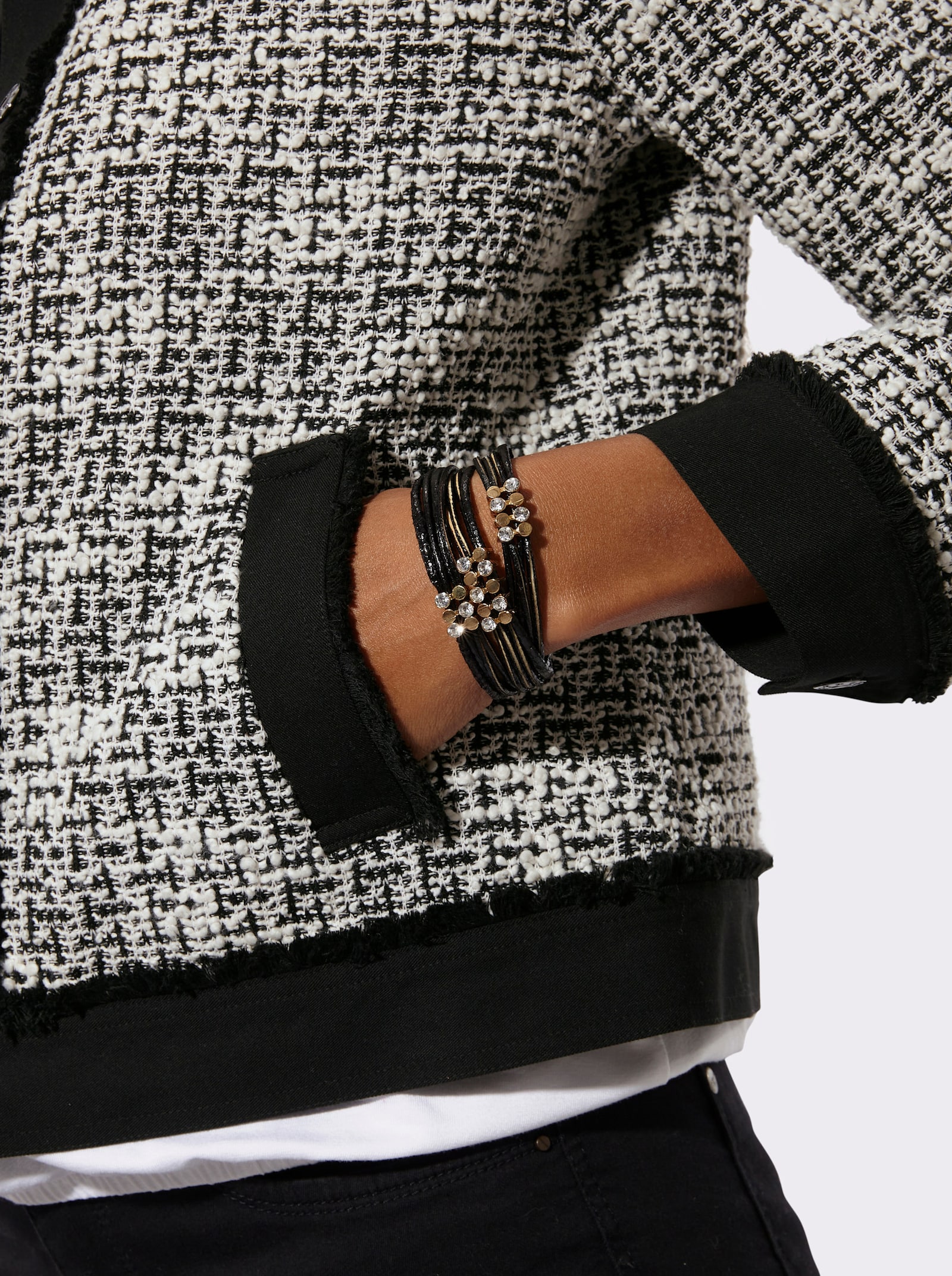 Blazer mit modischen Fransen - schwarz-ecru-gemustert