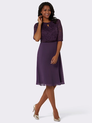 Spitzenkleid mit weitem Rockteil - traube