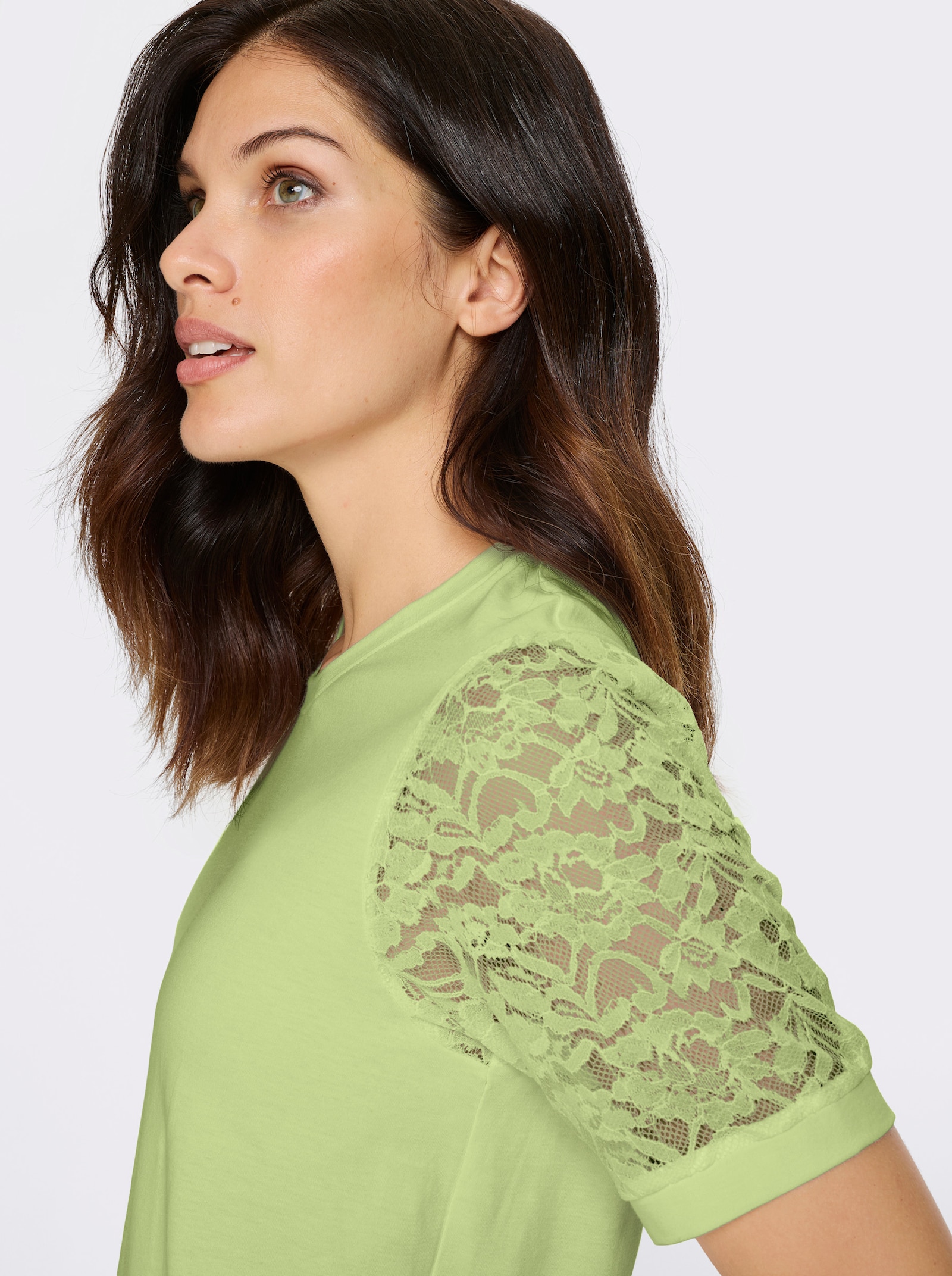 Kanten shirt met pofmouwen - pistache