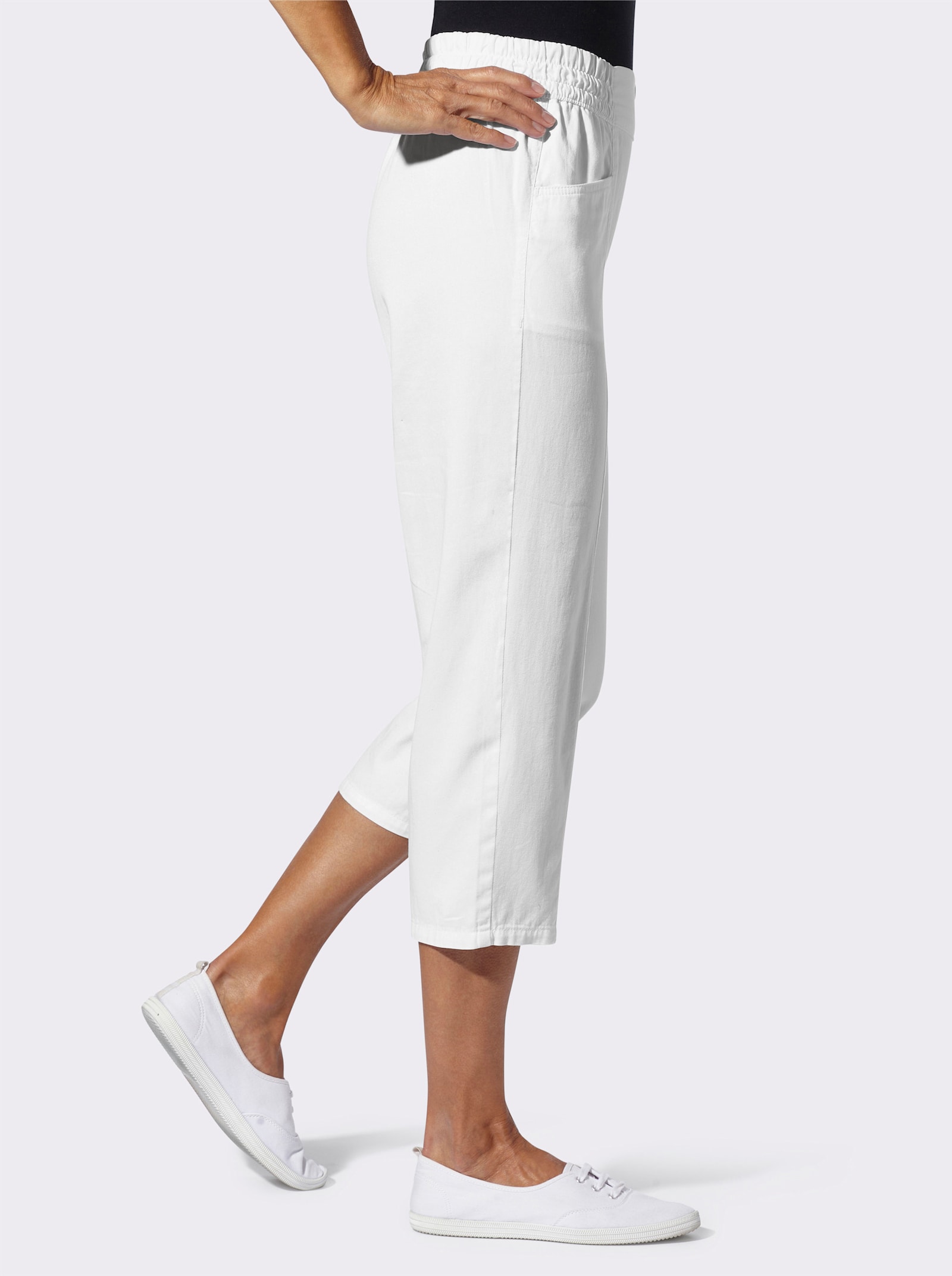 3/4-långa jeans med dekorknappar - vit