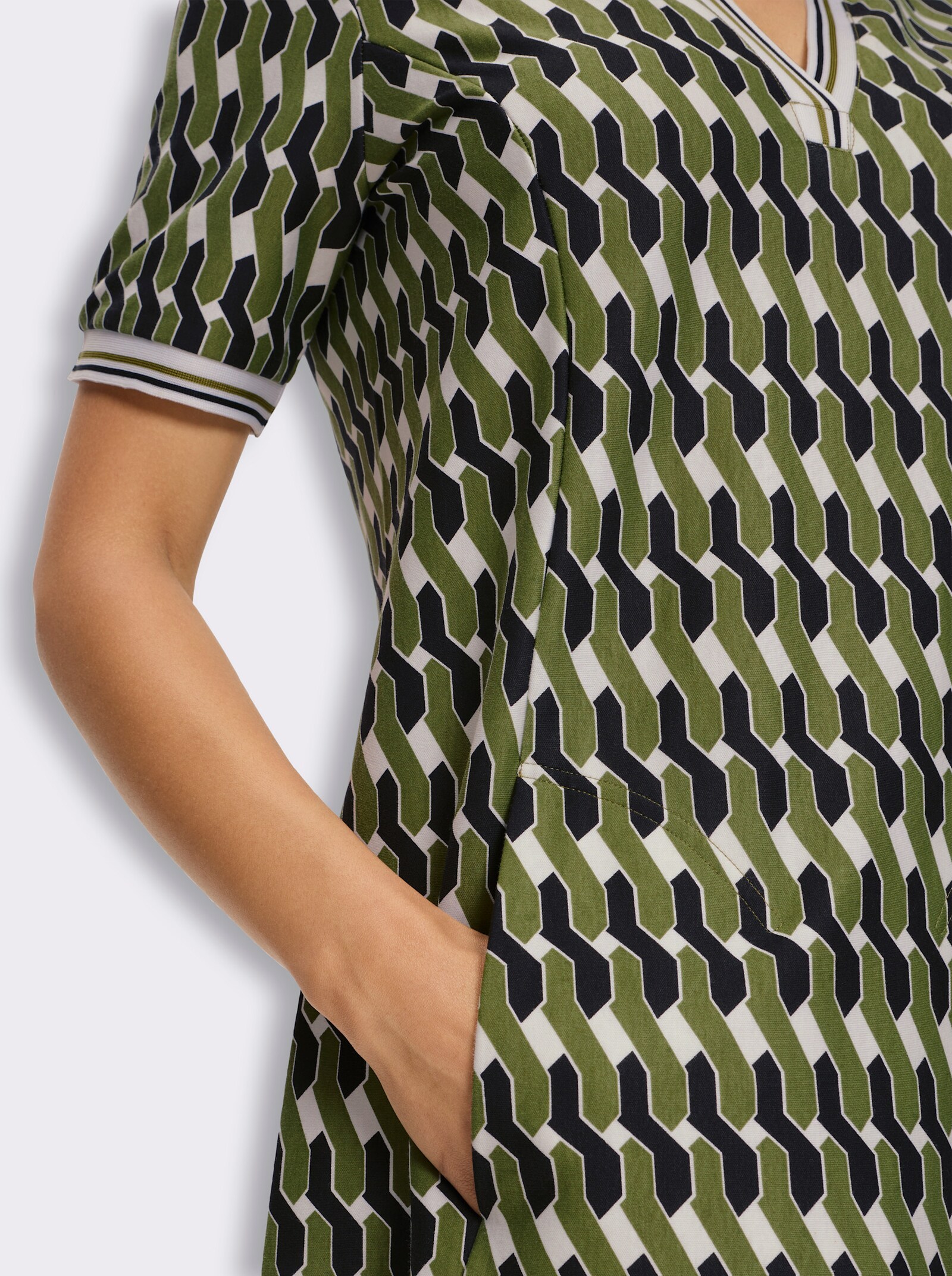 Sweatkleid mit Bordüren-Druck - oliv-schilf-bedruckt